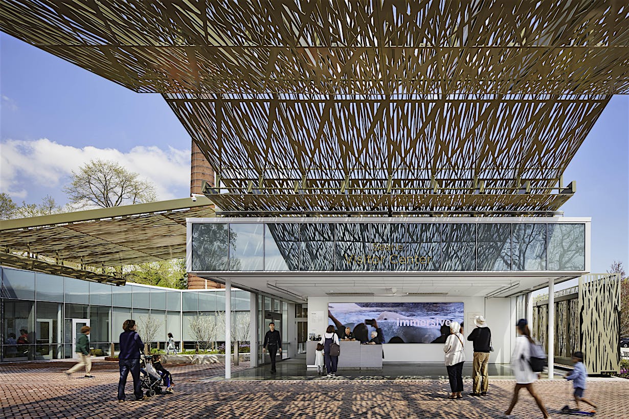 Stacking glass walls that completely disappear at Lincoln Park Zoo's Visitor Center