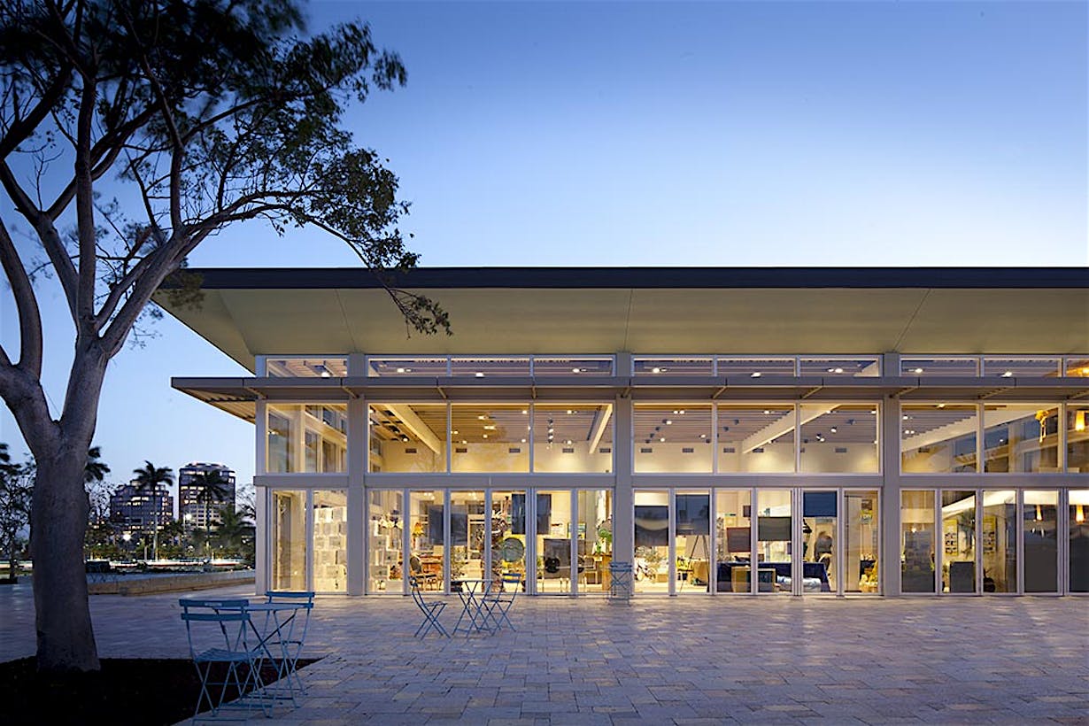 continuing education classes for architects on large opening glass walls