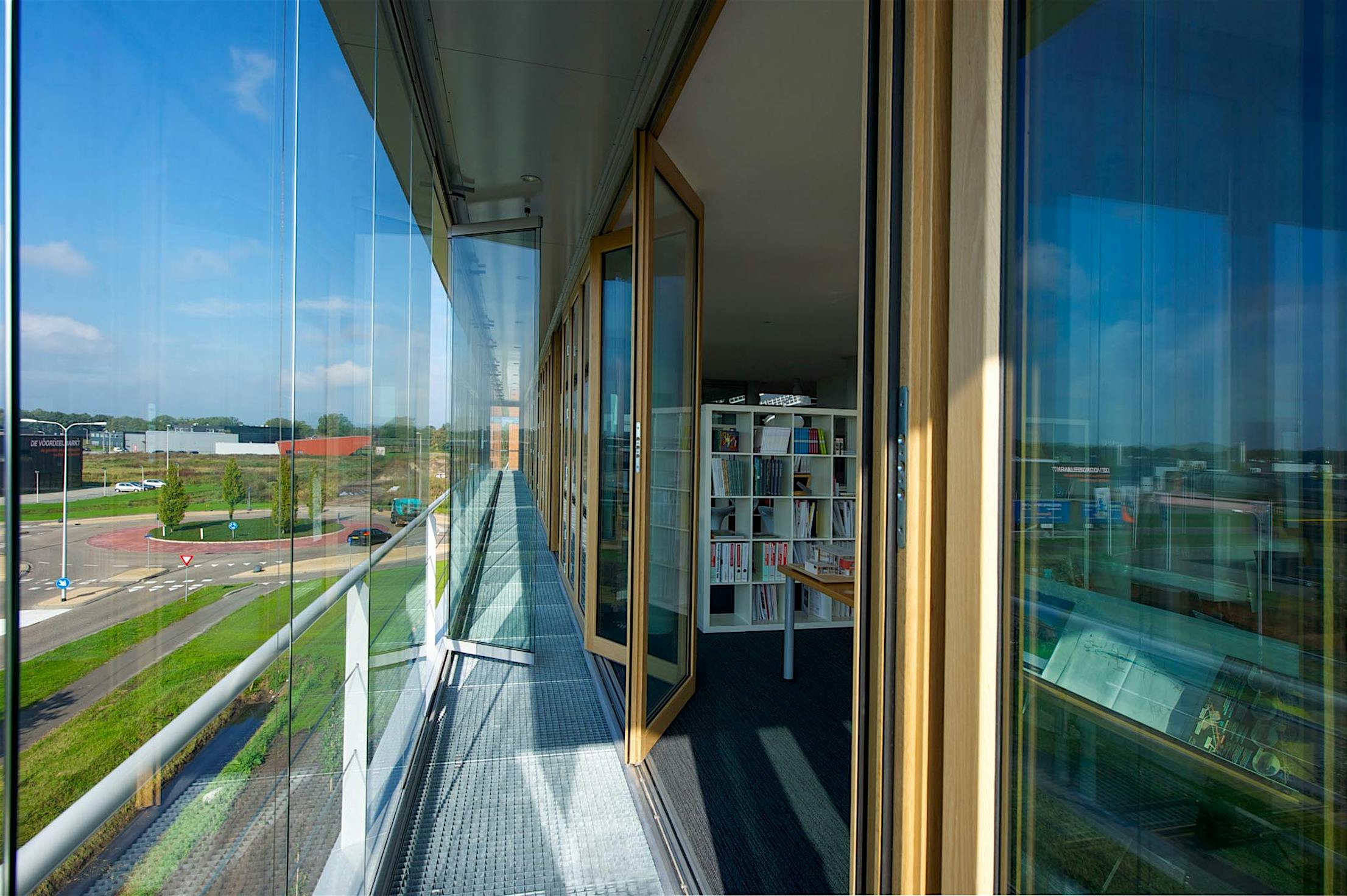 close up image of double skin opening glass wall technology