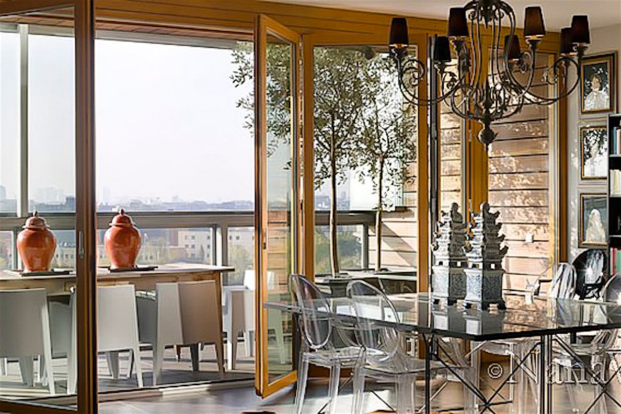 Double Skin Façades in multifamily building for energy efficiency and fresh air