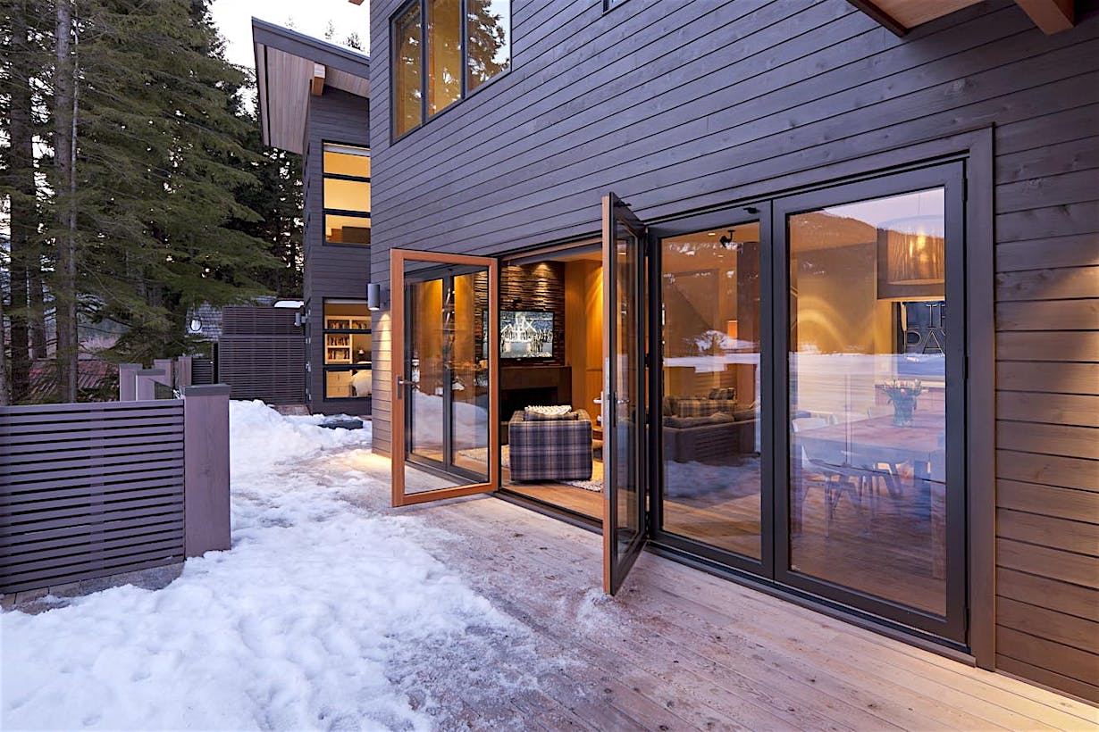 energy efficient insulated glass walls