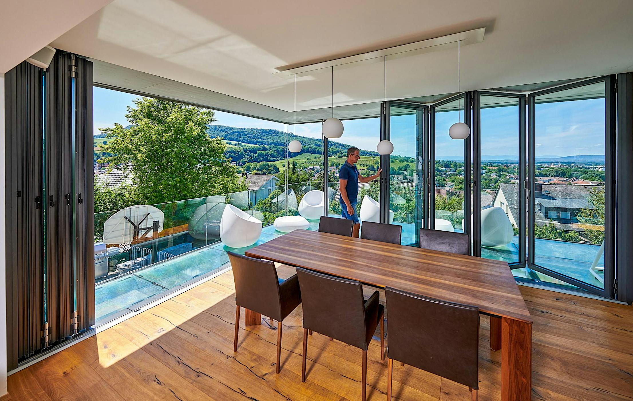 open corner design with exterior moving glass walls