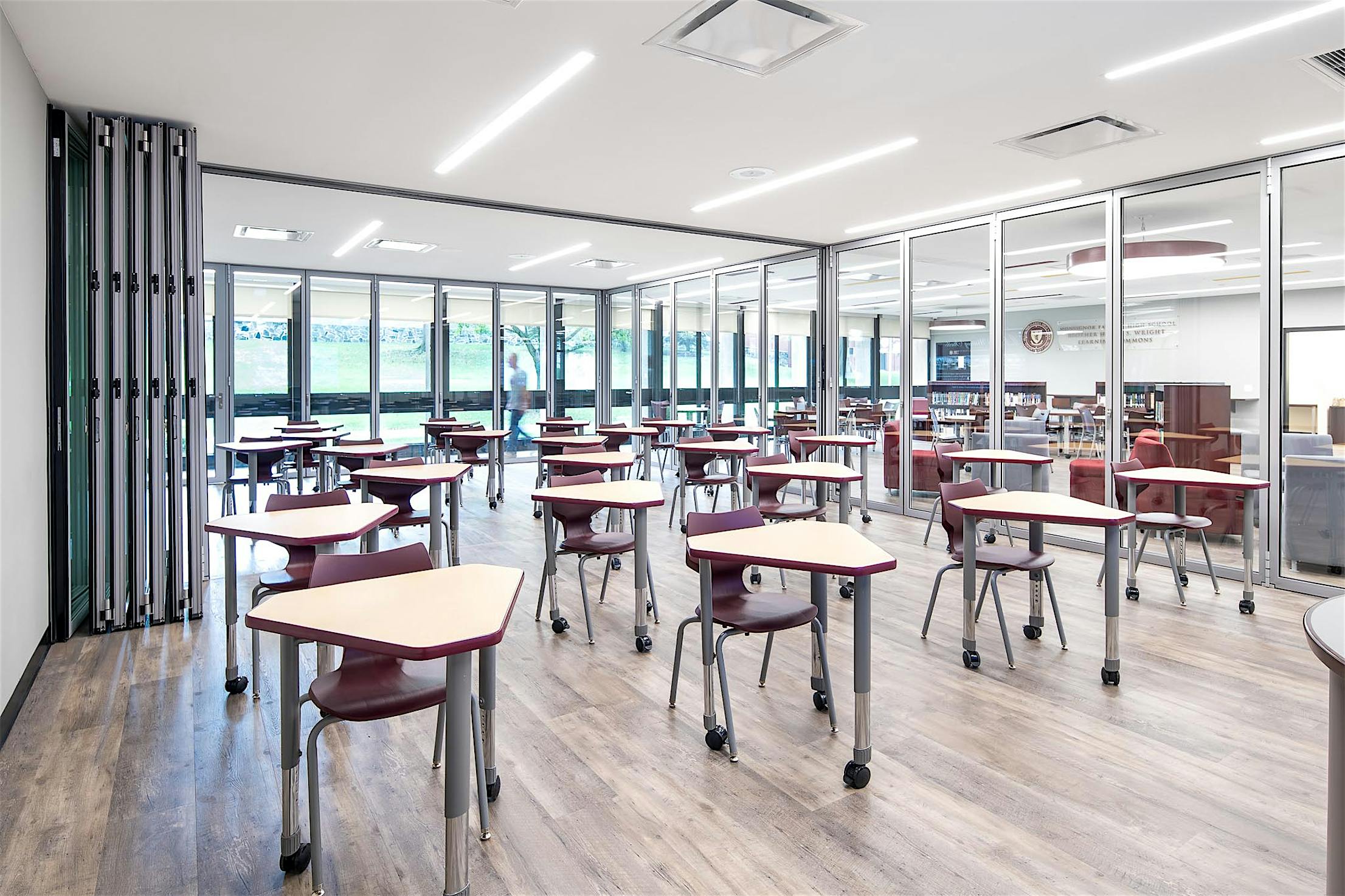 t-shaped interior acoustical glass wall system