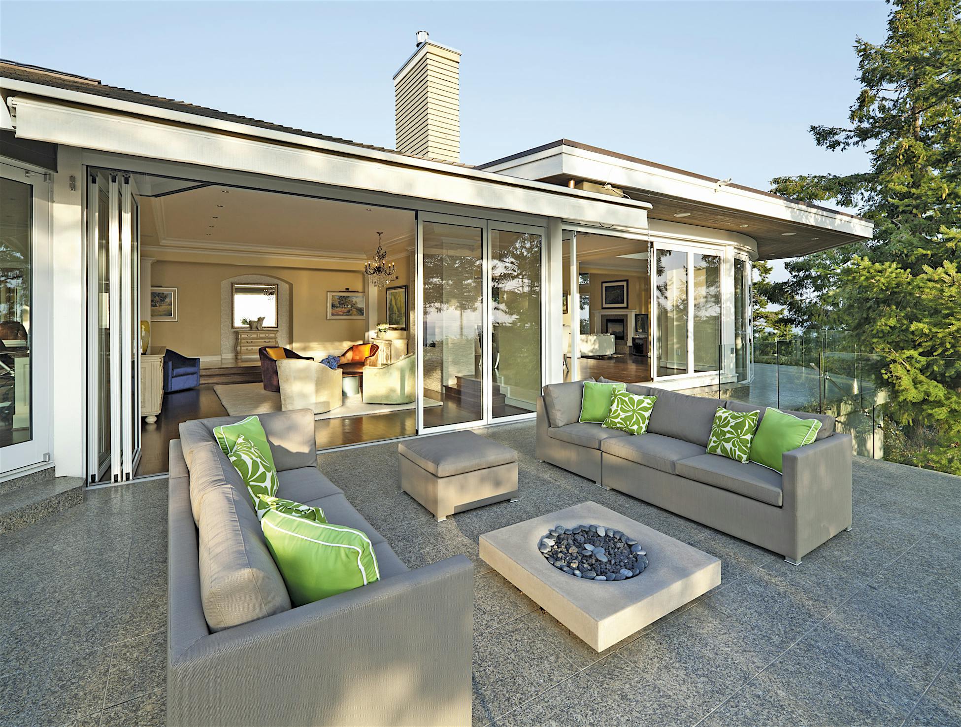 indoor/outdoor living with sliding glass door systems
