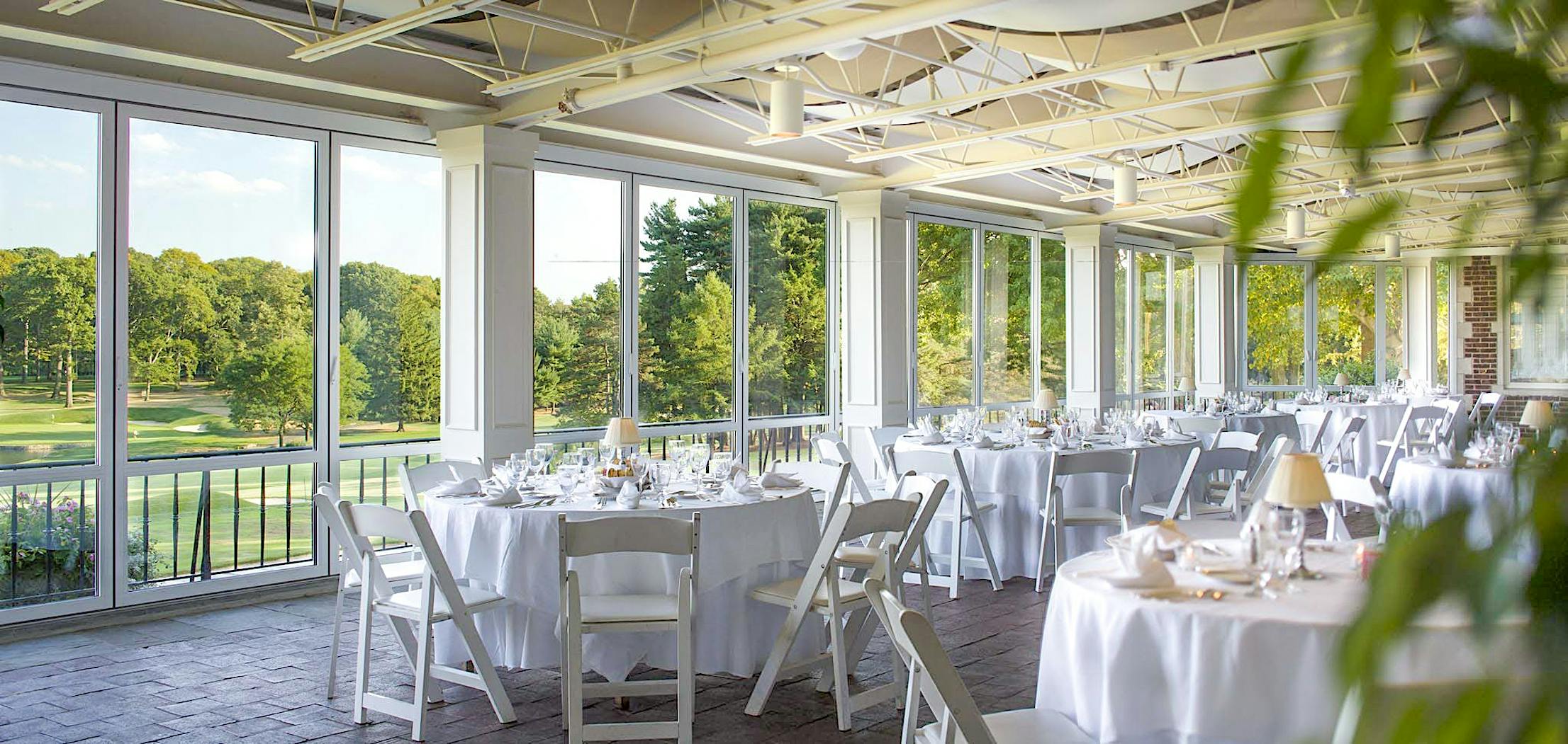 frameless commercial glass walls maximizes views