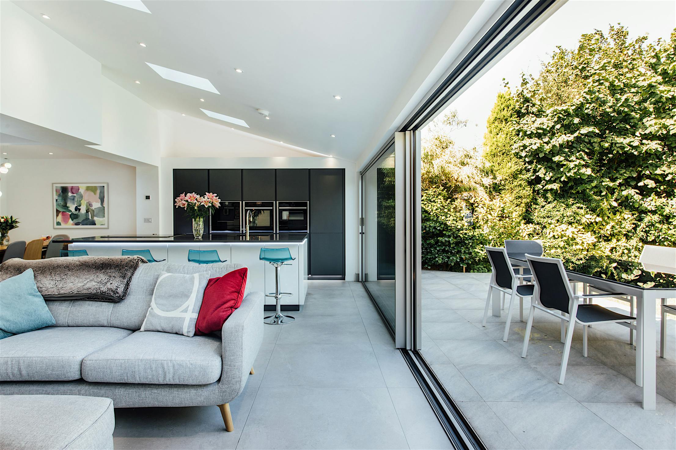 cero minimal framed opening glass walls