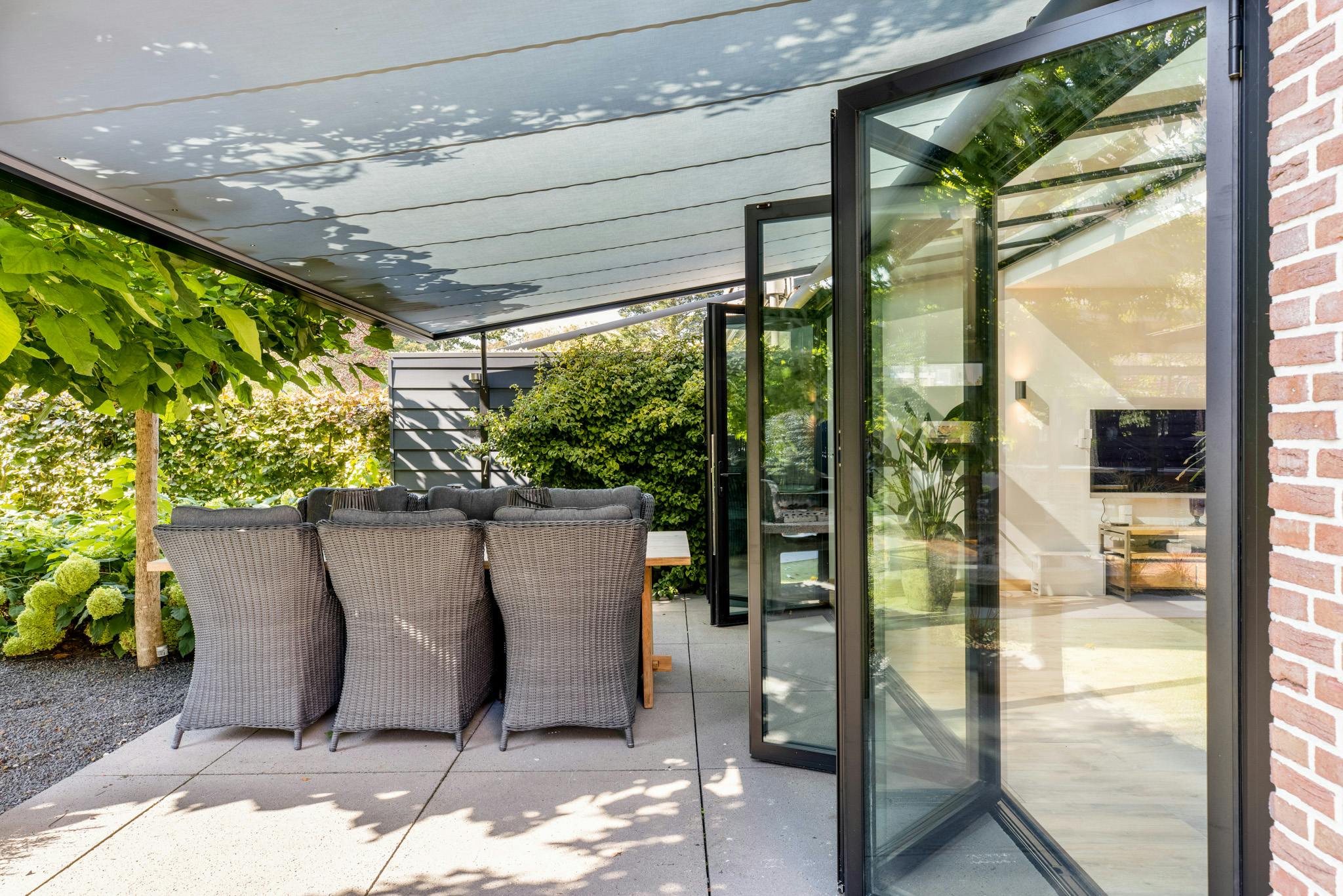 panoramic patio doors