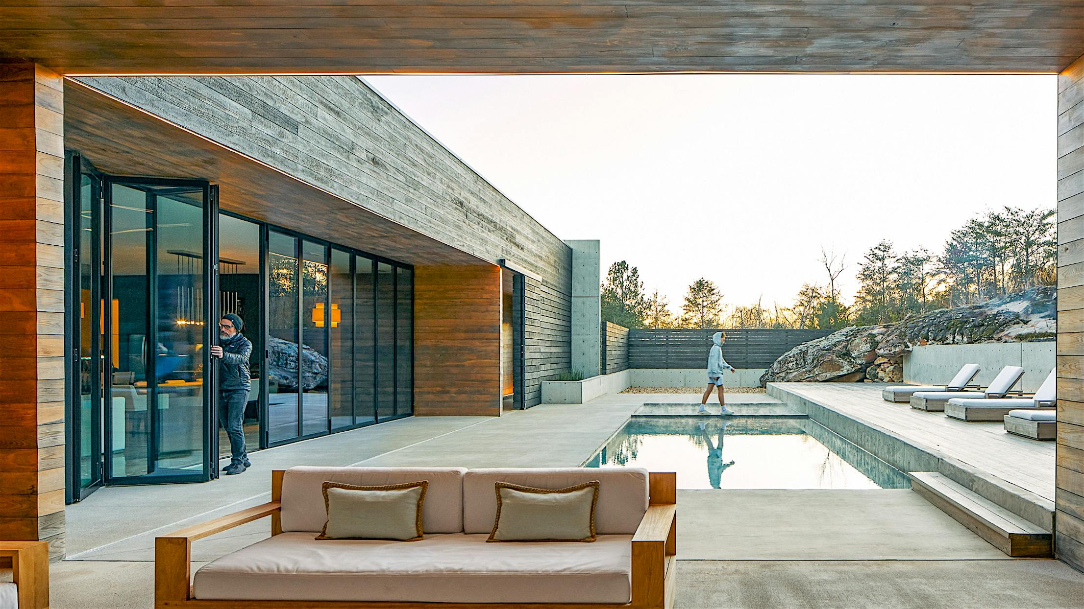easy to operatte NanaWall folding glass wall