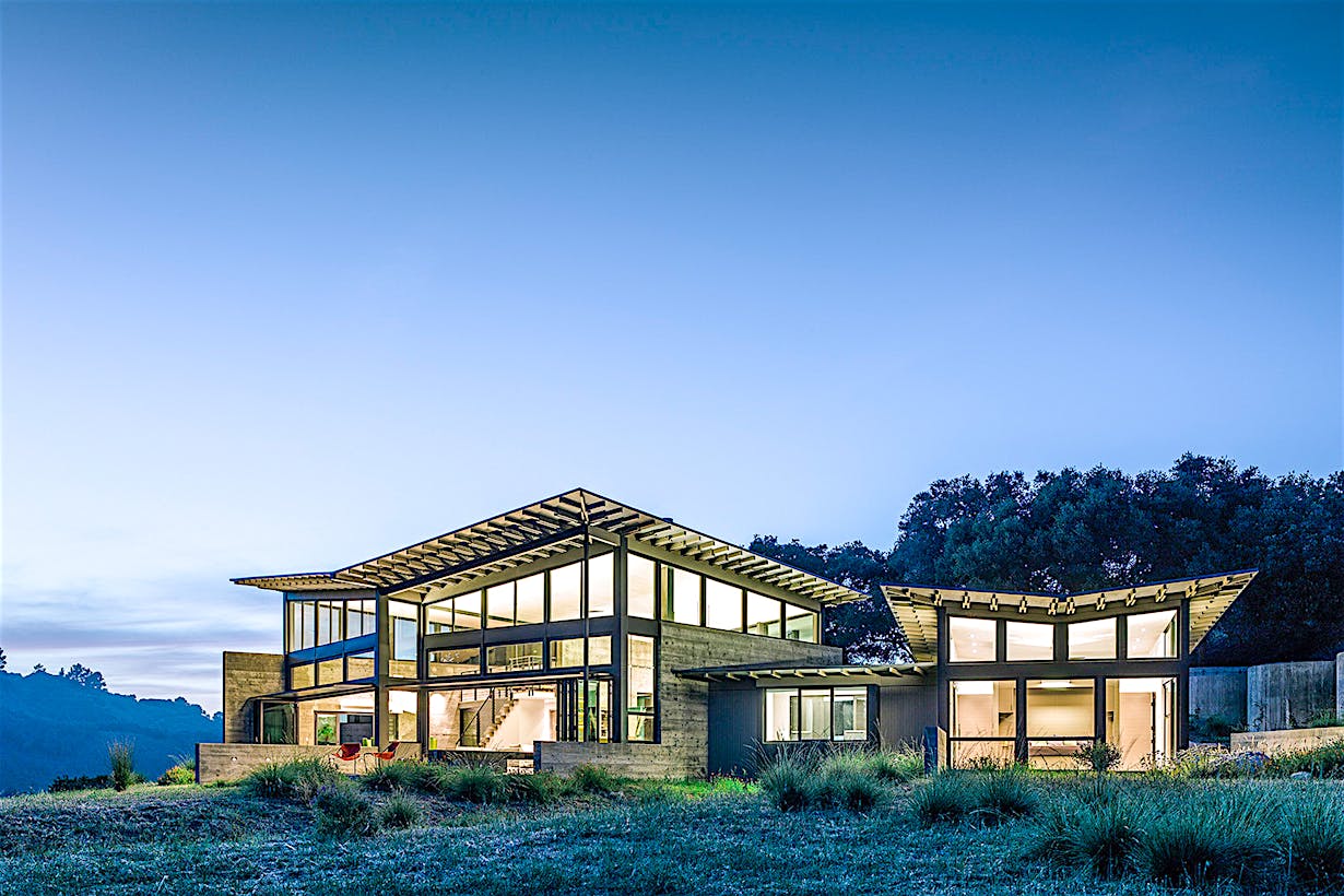 NanaWall residential glass walls in modern home