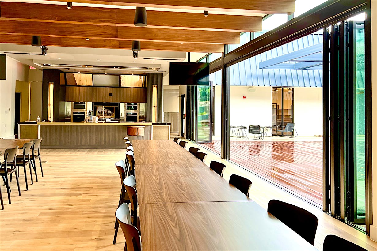flexible commercial folding glass wall systems