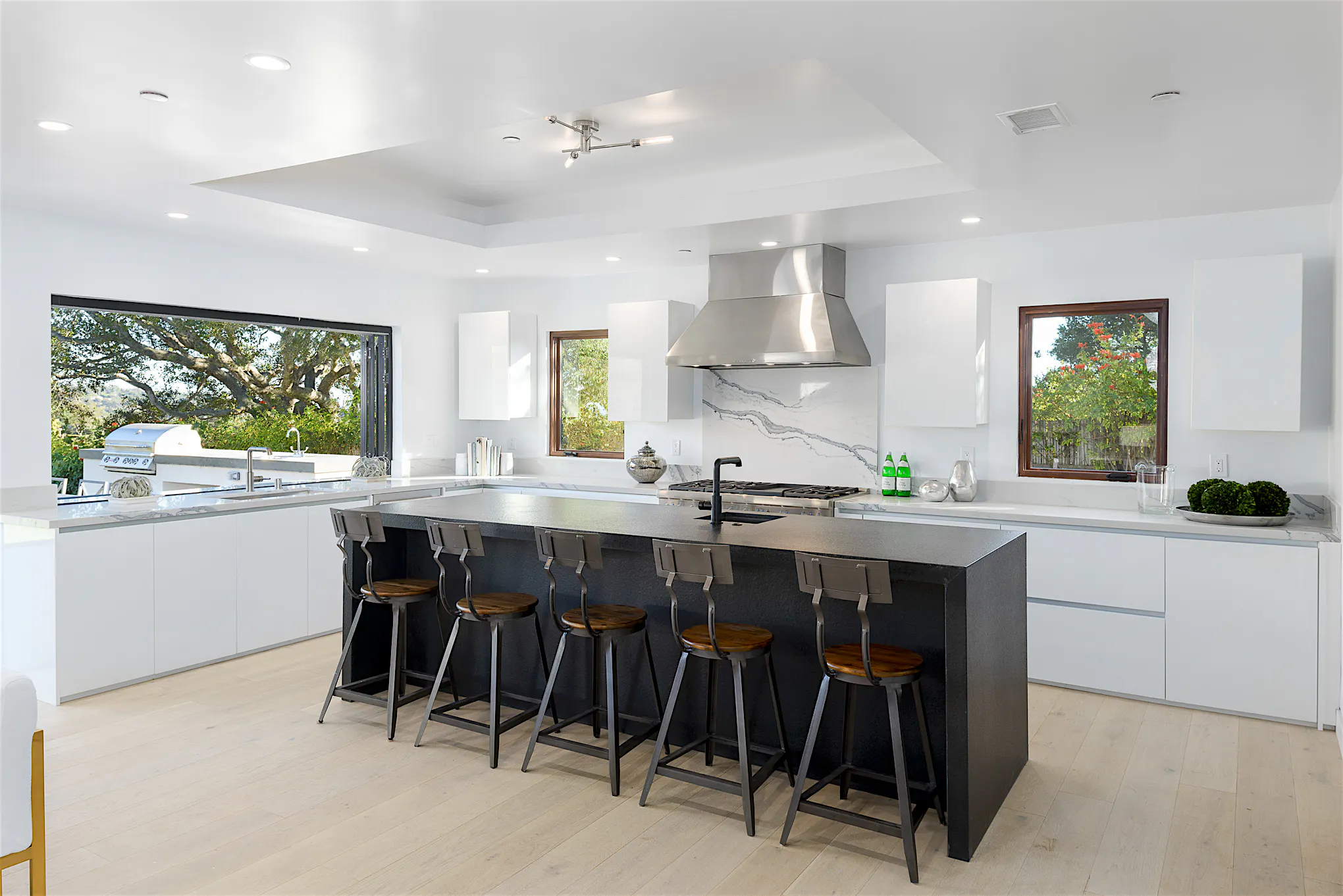 Top 10 Residential Projects with Folding Windows | NanaWall