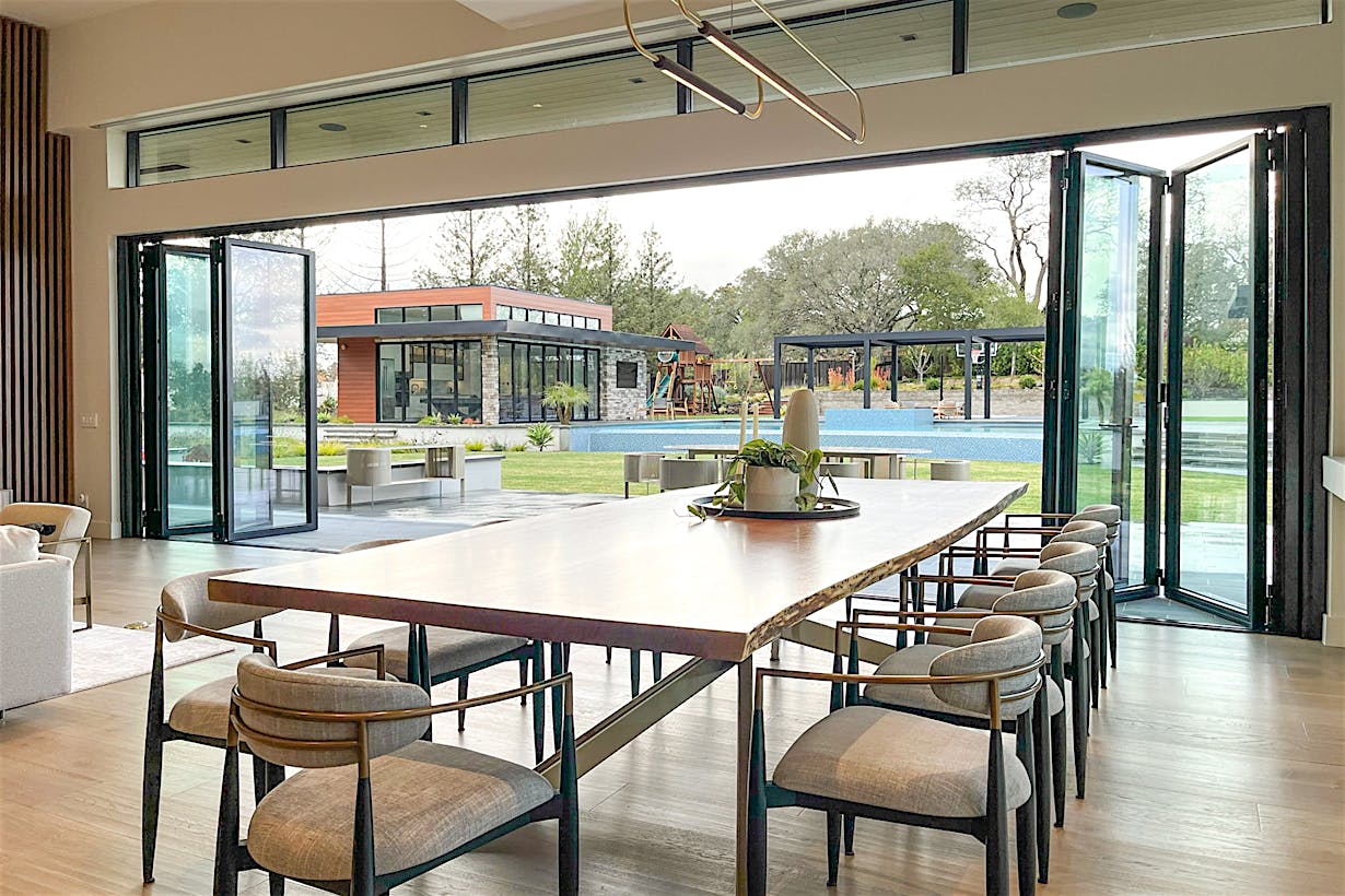 Generation 4 moveable glass walls