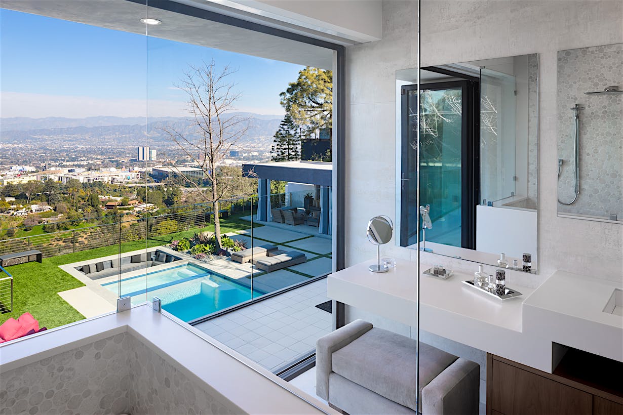 moveable glass wall systems