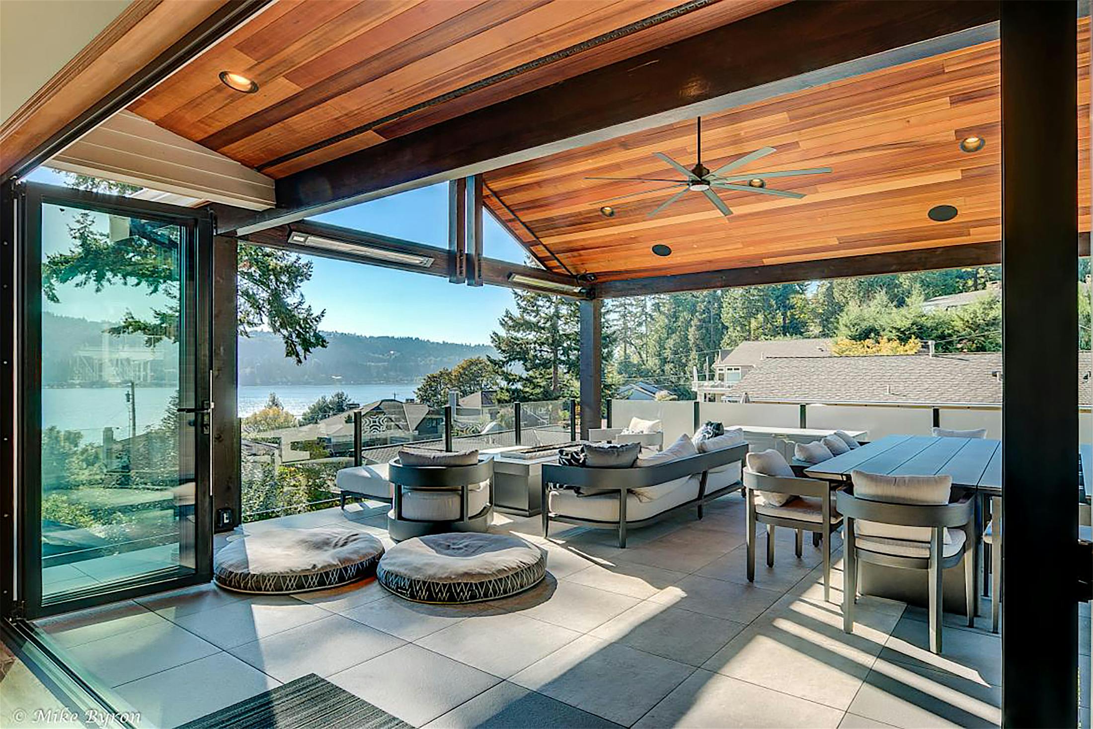 7 Creative Outdoor Living Spaces Perfect for Spring | NanaWall