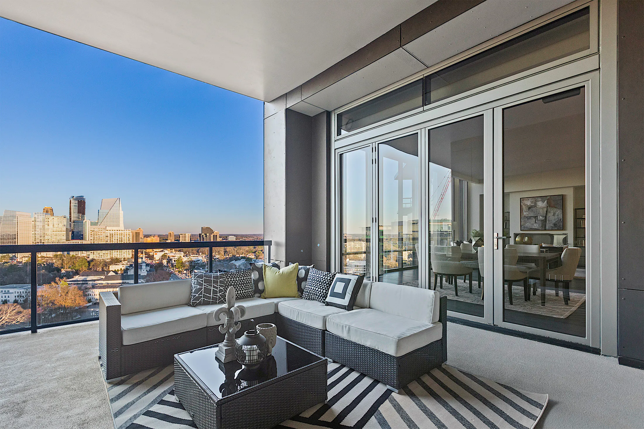Beautiful view of Outdoor Luxury Apartment Glass Design
