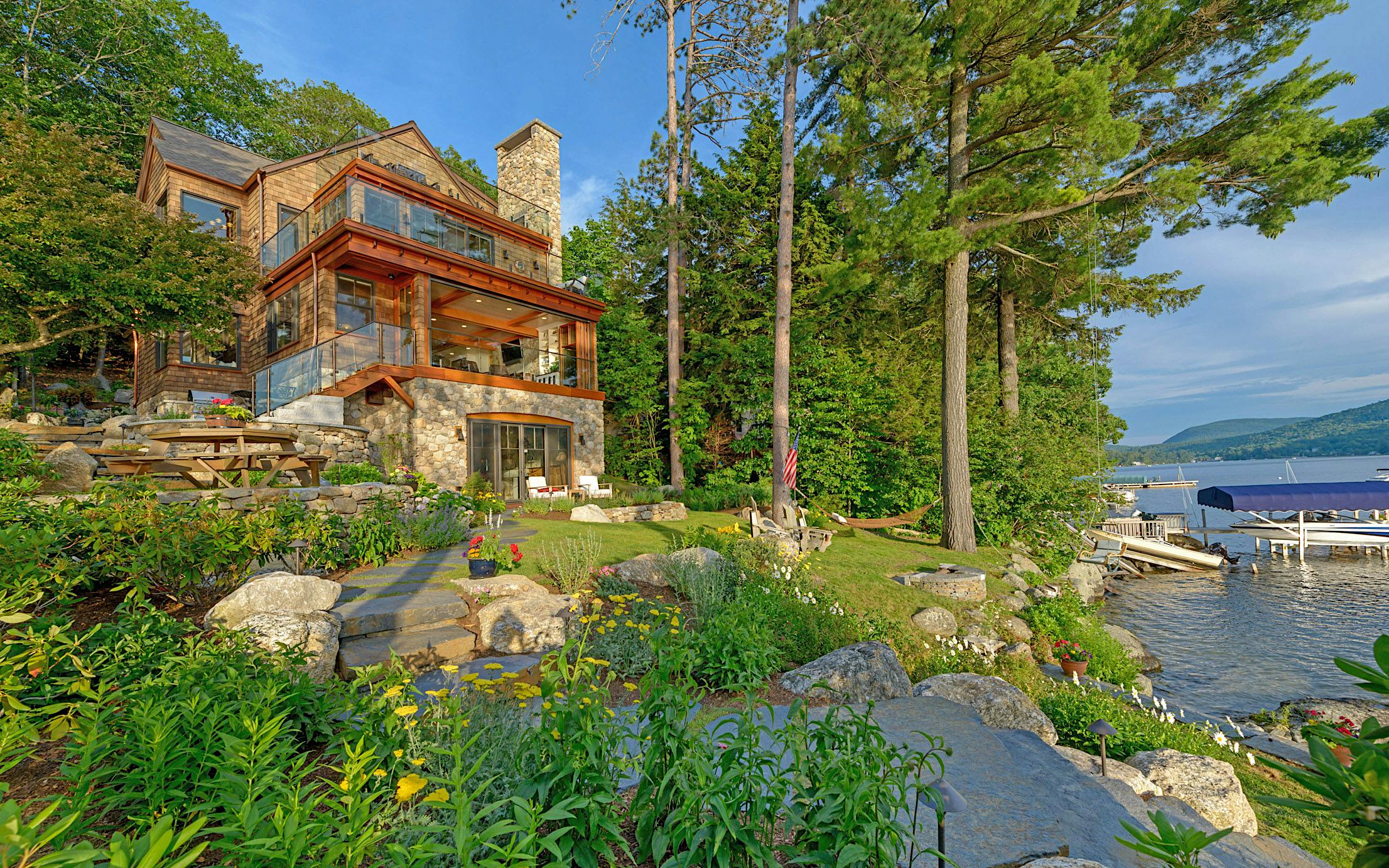 lake house with NanaWall accordion doors