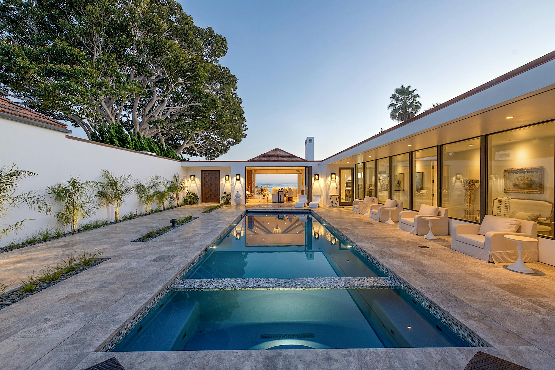 minimal sliding patio doors