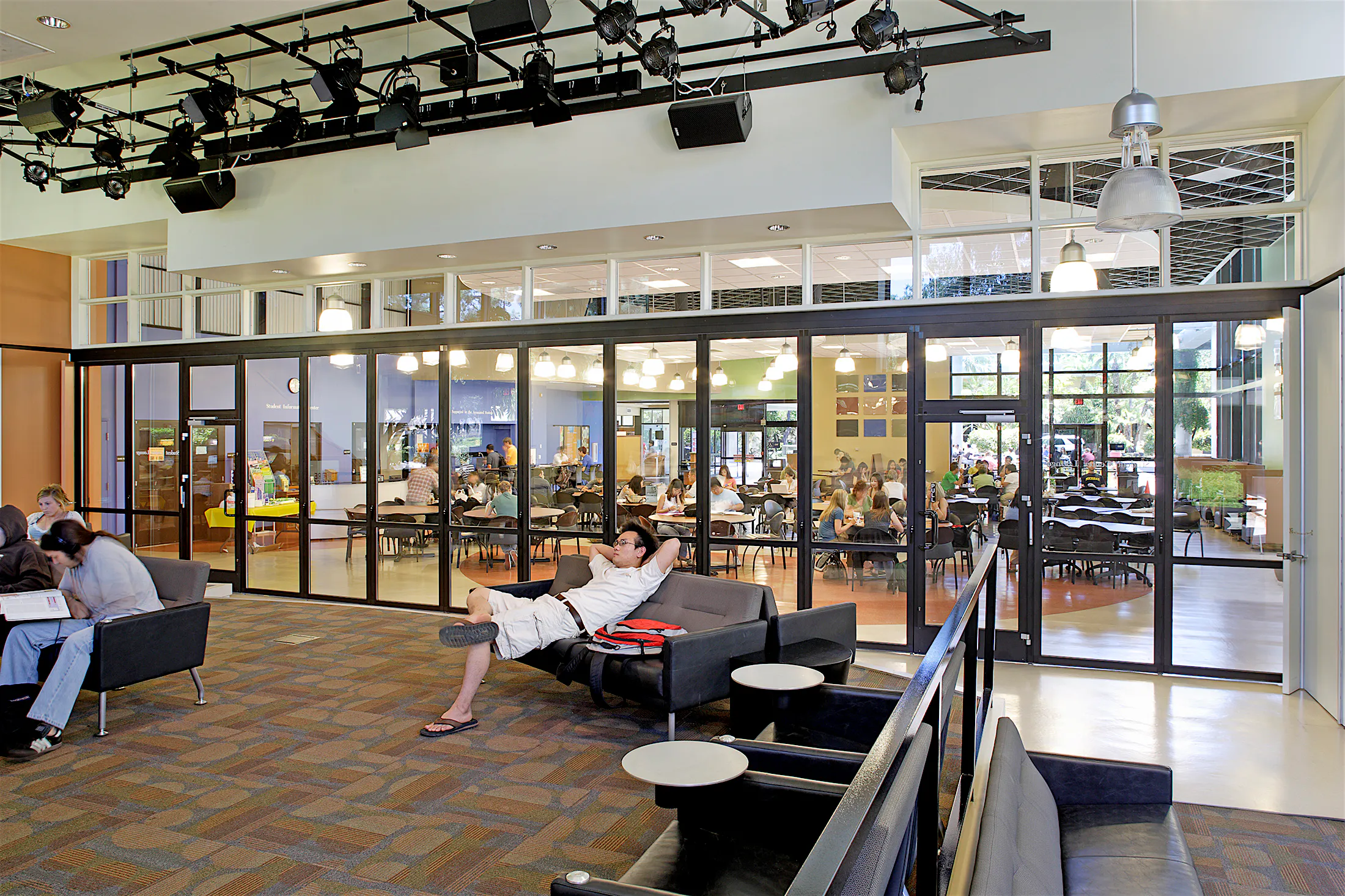Top College Learning Spaces with Interior Glass Wall Systems