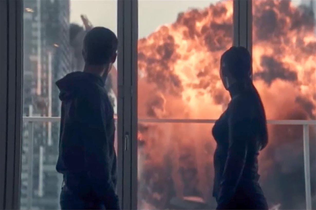 Star trek with NanaWall accordion glass walls