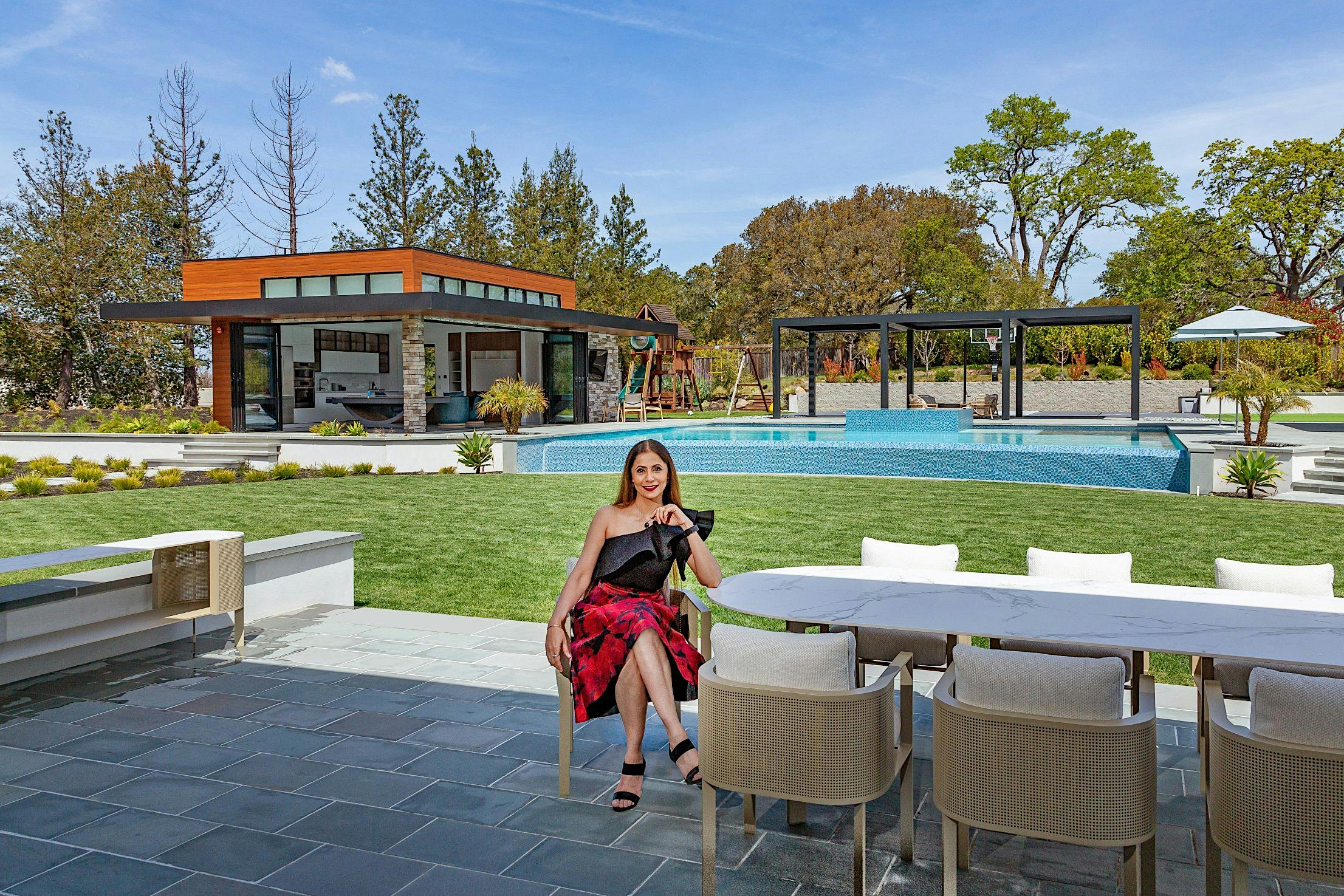 indoor-outdoor living with NanaWall Bifold Glass Wall Systems