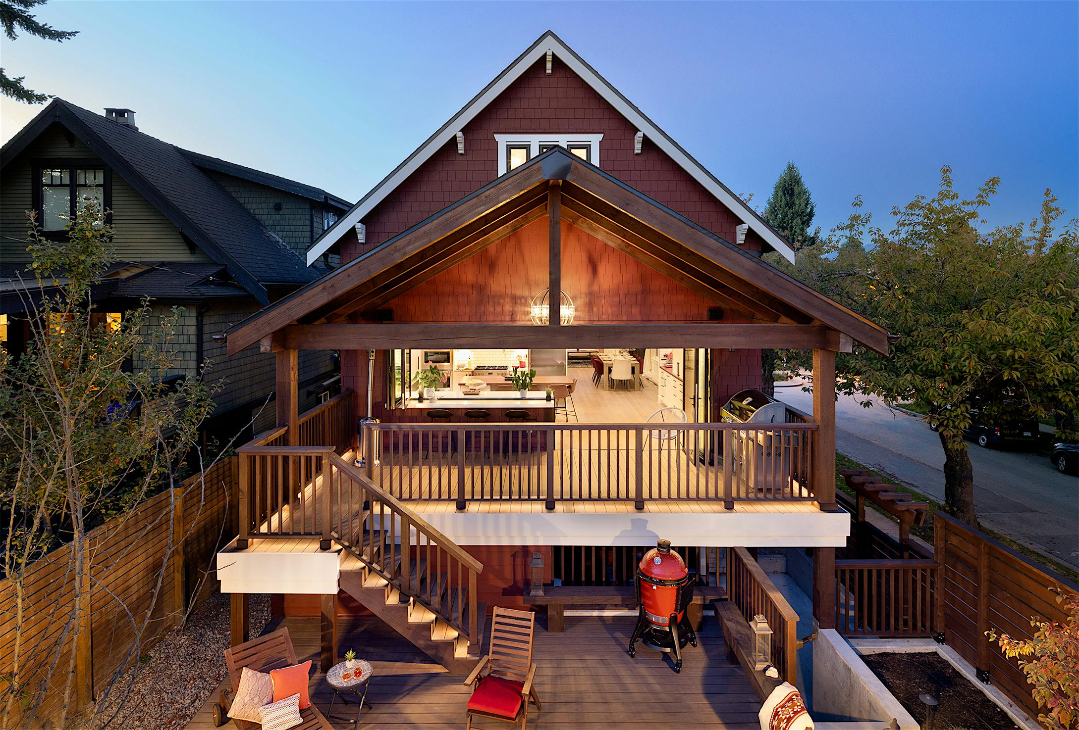 NanaAward best remodel with kitchen transisiotn residential glass wall