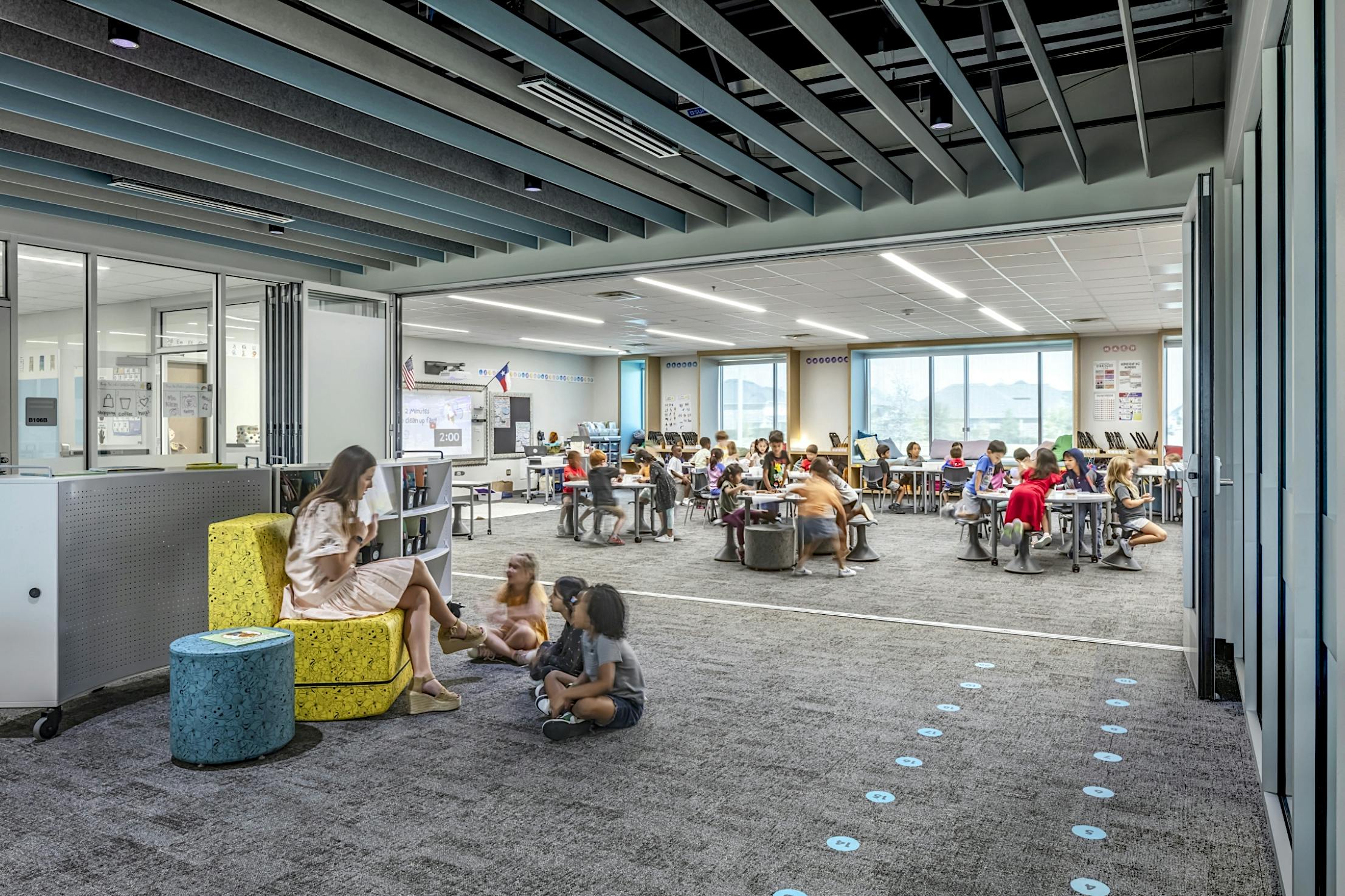 retractable glass systems for schools