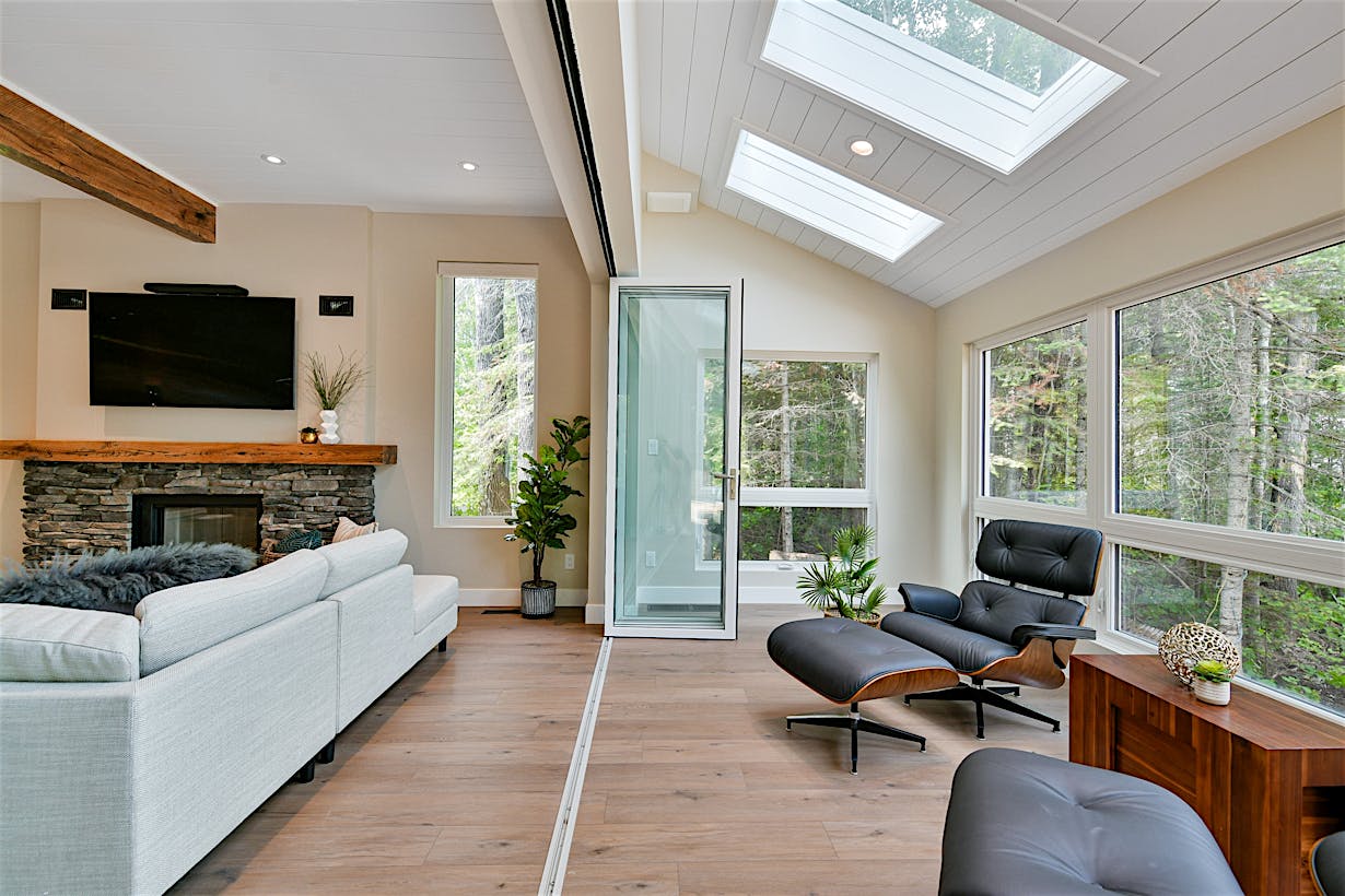 NanaWall folding porch door system
