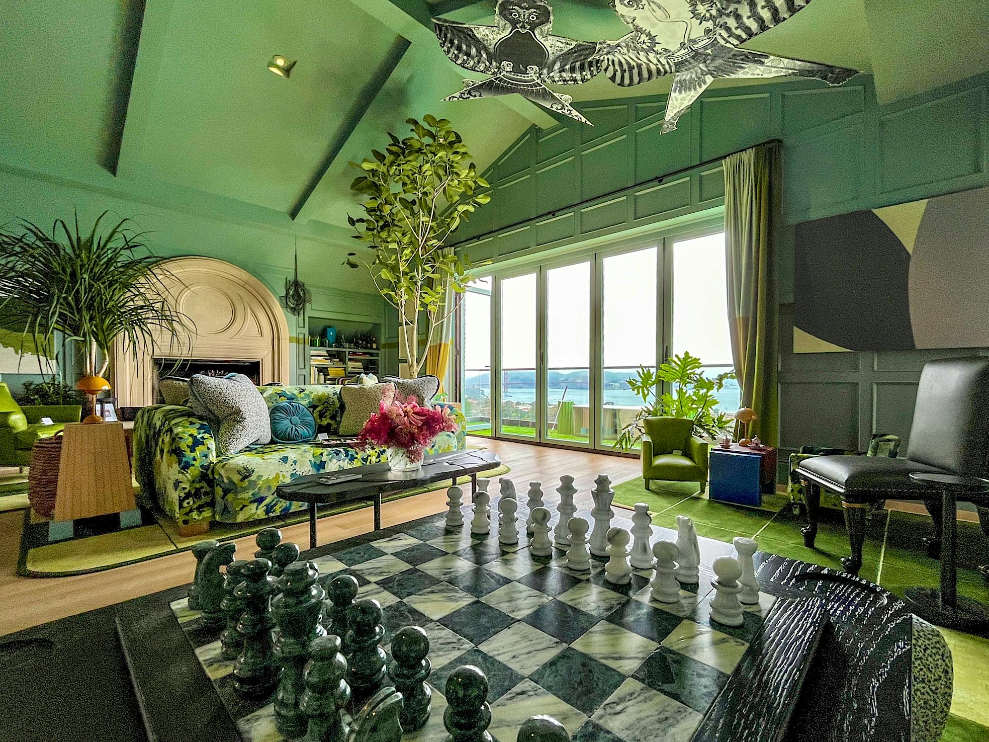 decorator showcase Jon de la Cruz observatory