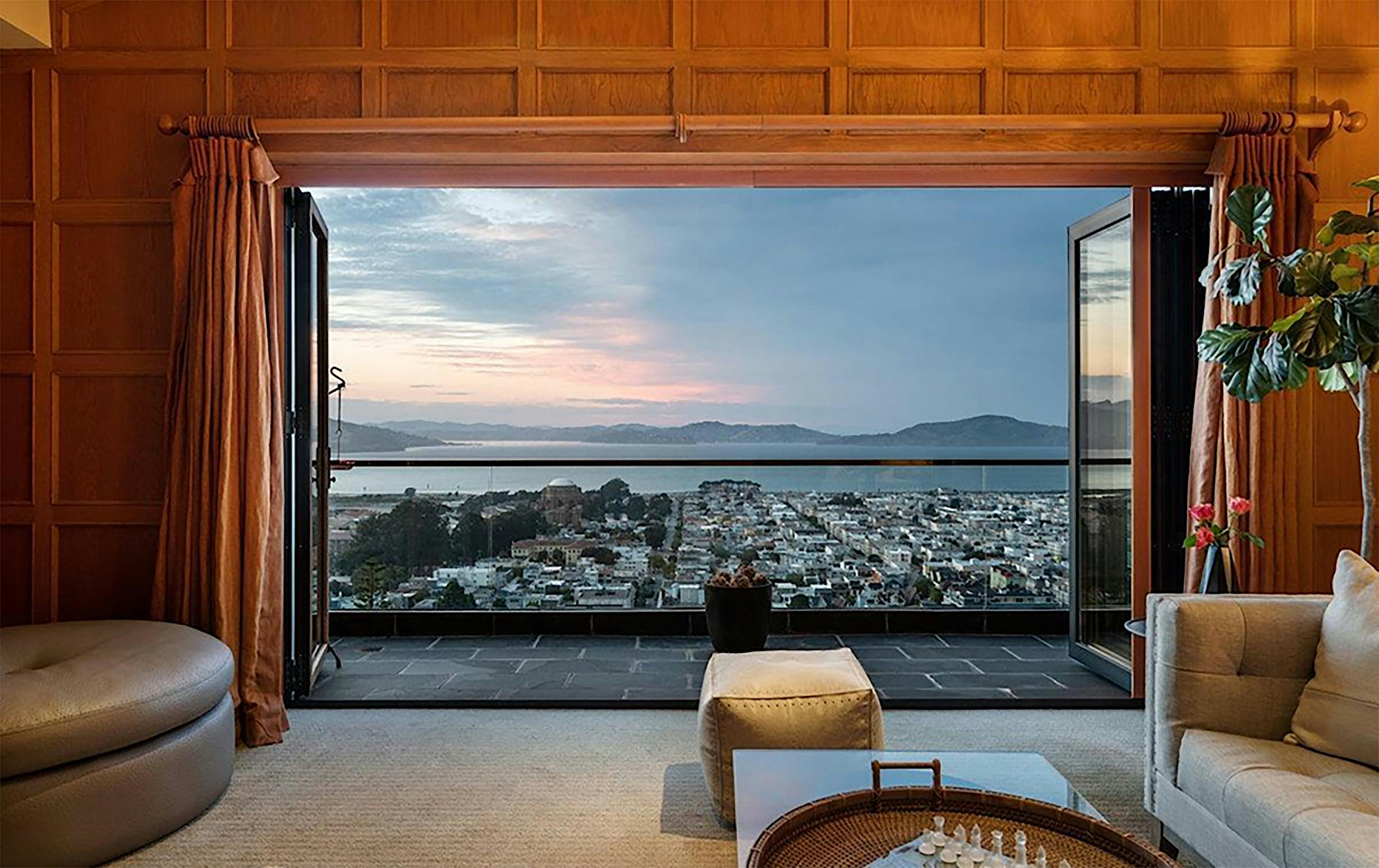 Decorator Showcase home predesign