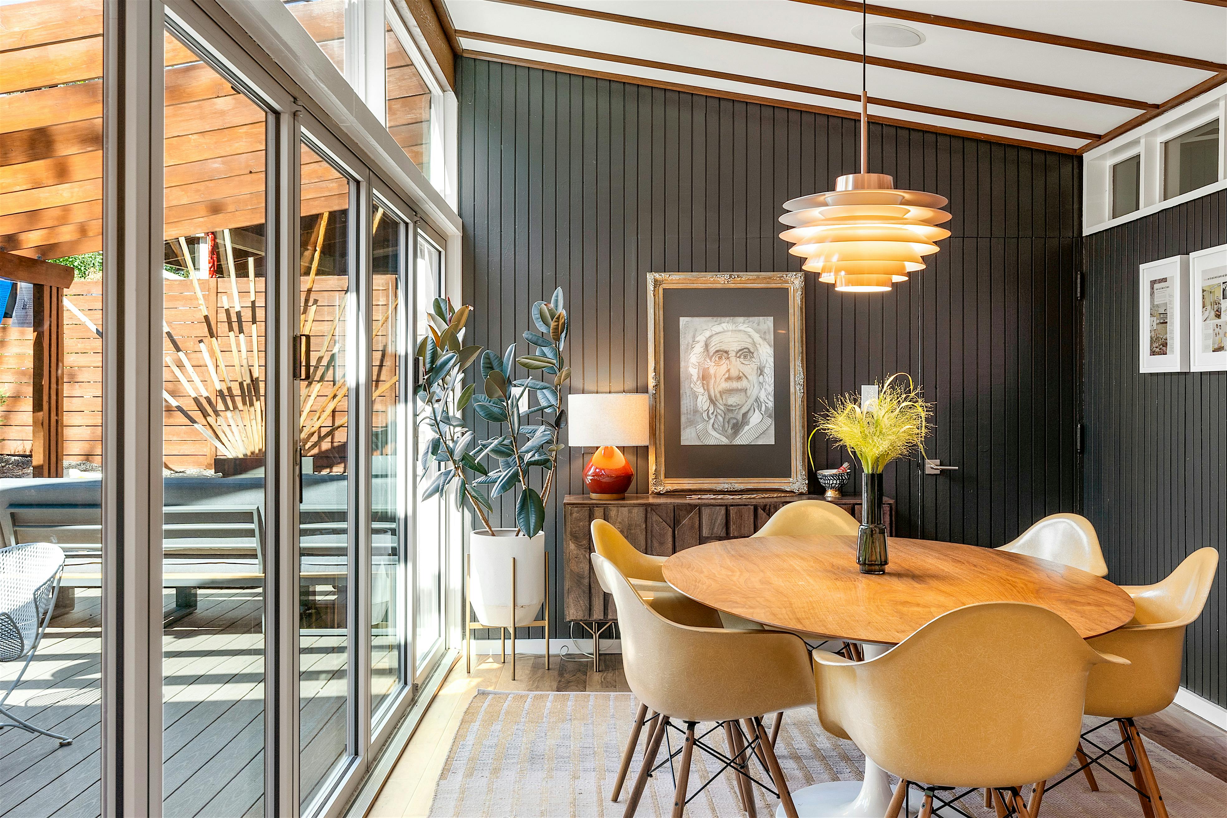 Mid-Century Modern dining room with NanaWall folding glass wall