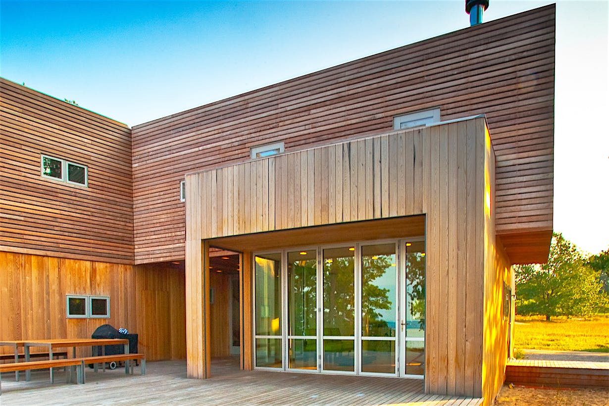 folding glass walls in sustainable design