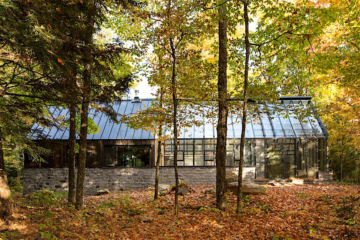 Cottage design with bifolding glass doors