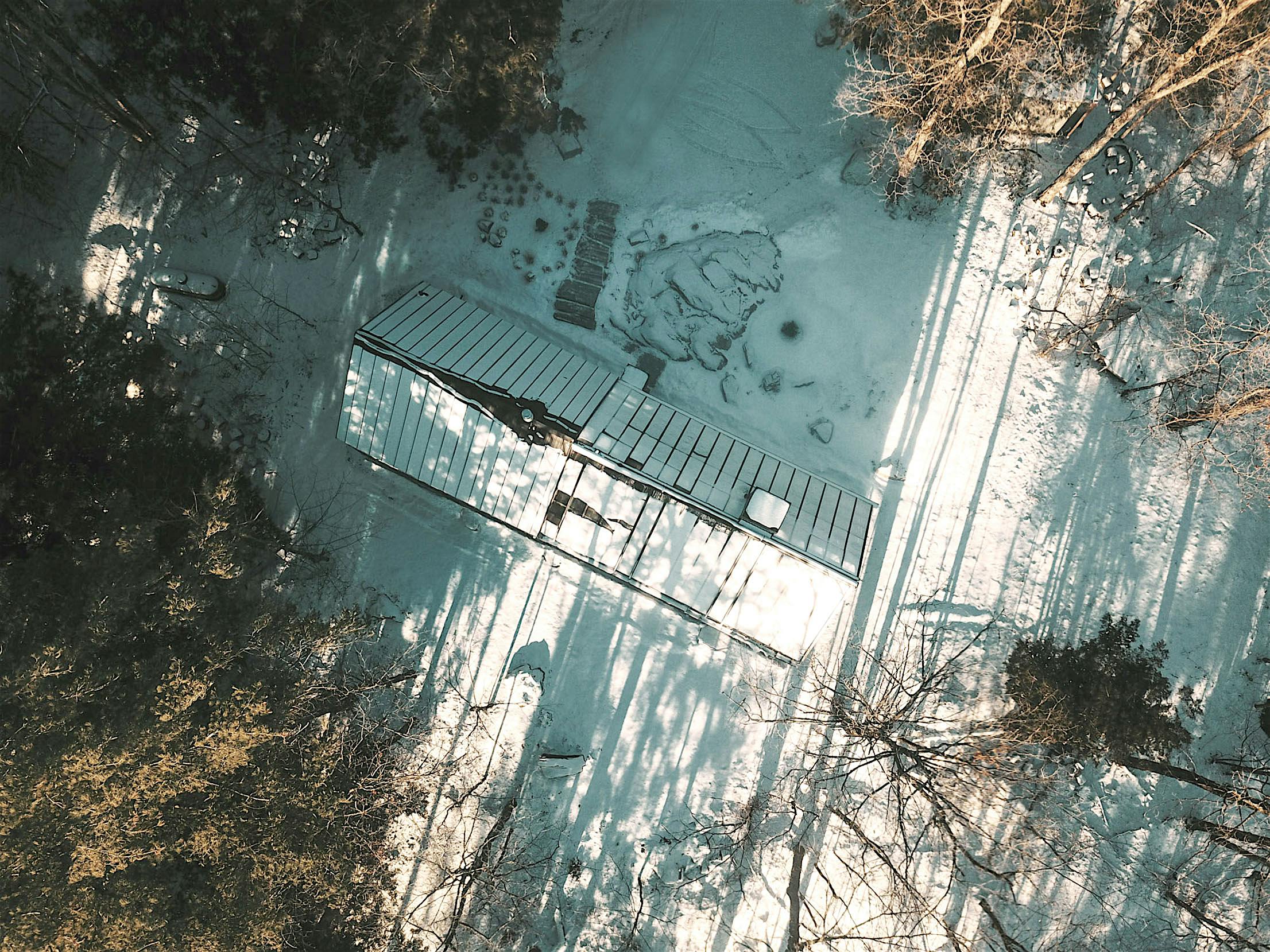 Weather resistant bifolding doors in snow