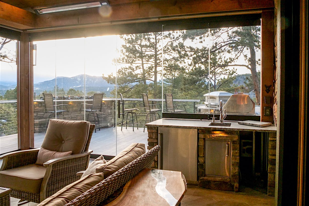 window door framelss glass patio door system