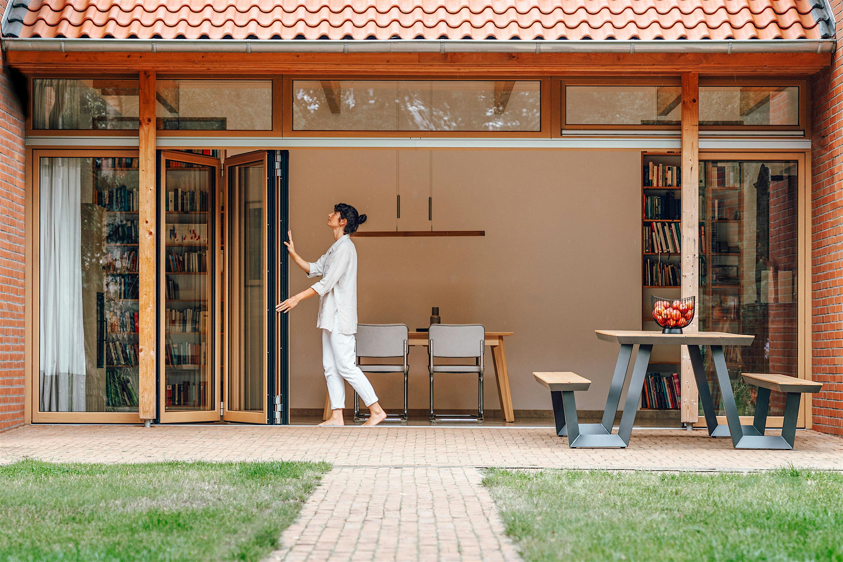 NanaWall opening glass doors