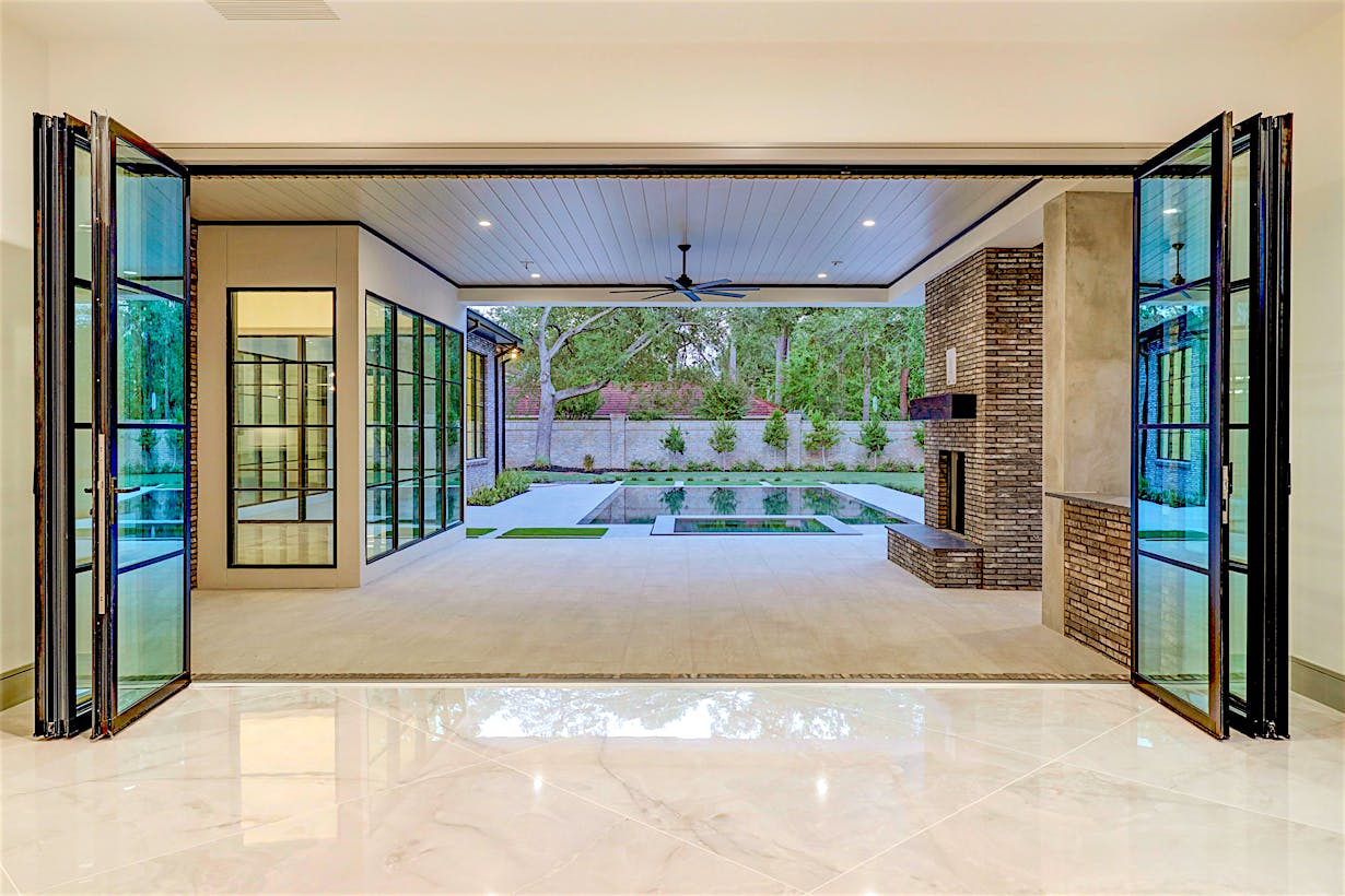 NanaWall residential folding glass doors