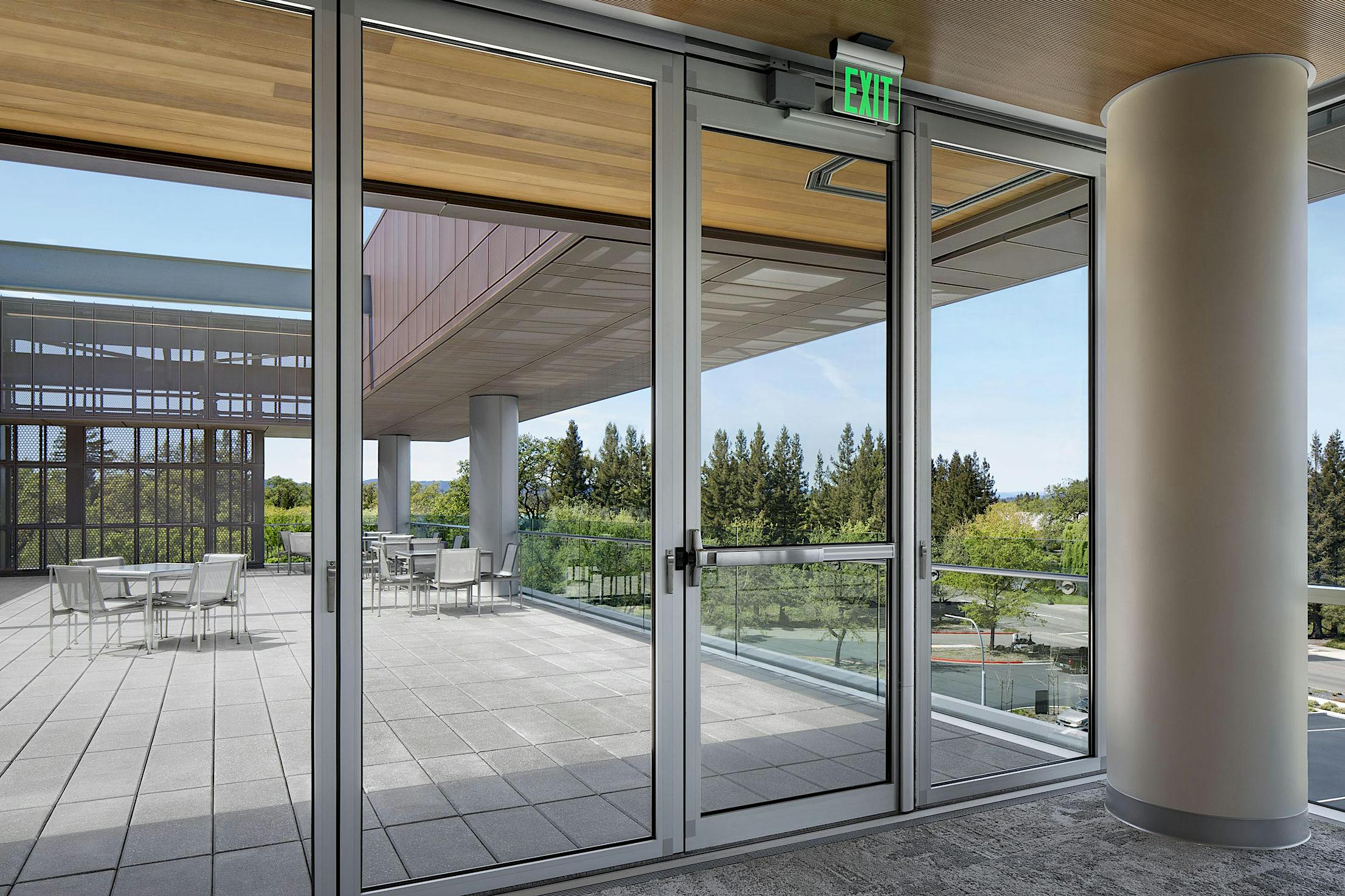 commercial grade intergrated swing doors with NanaWall HSW Systems