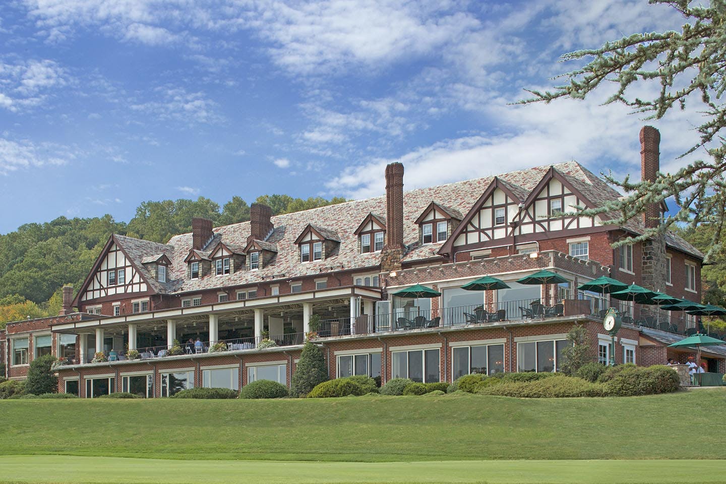 NanaWall folding glass walls