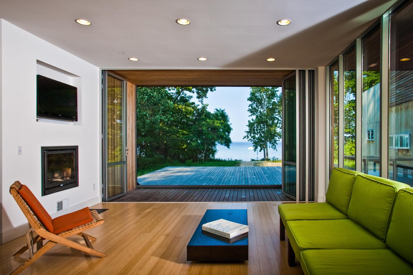 Wide-Open-Folding-Glass-Wall-in-Living-Room