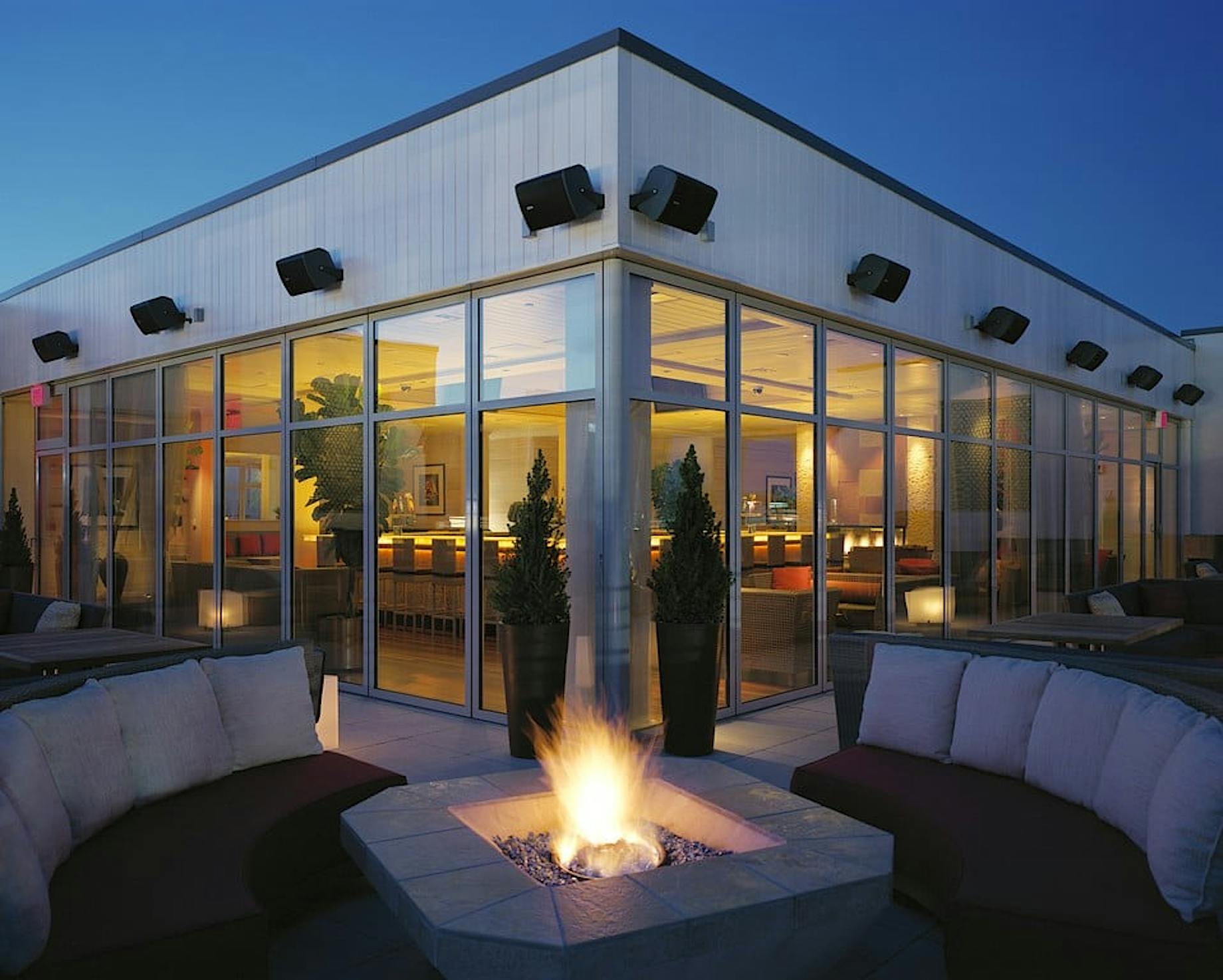 NanaWall single track sliding system at rooftop bar