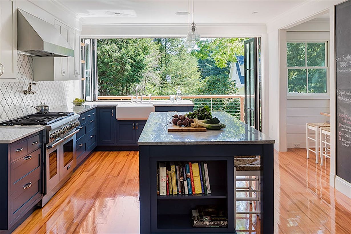 NanaWall opening glass door system