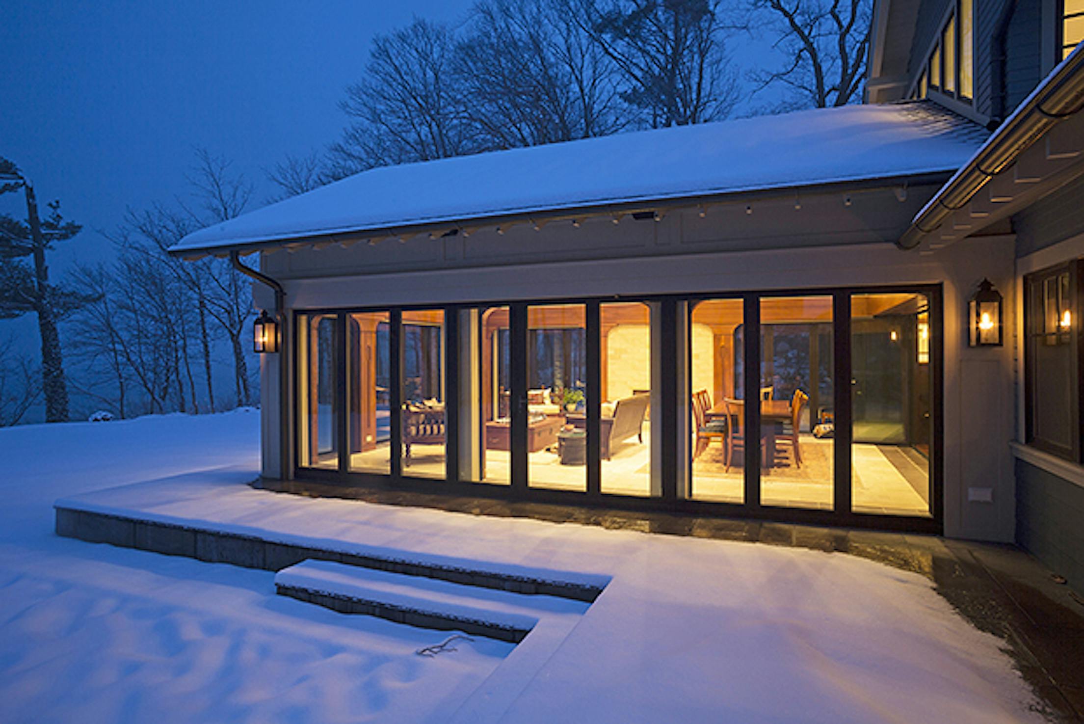 NanaWall SL60 folding glass walls in all seasons room