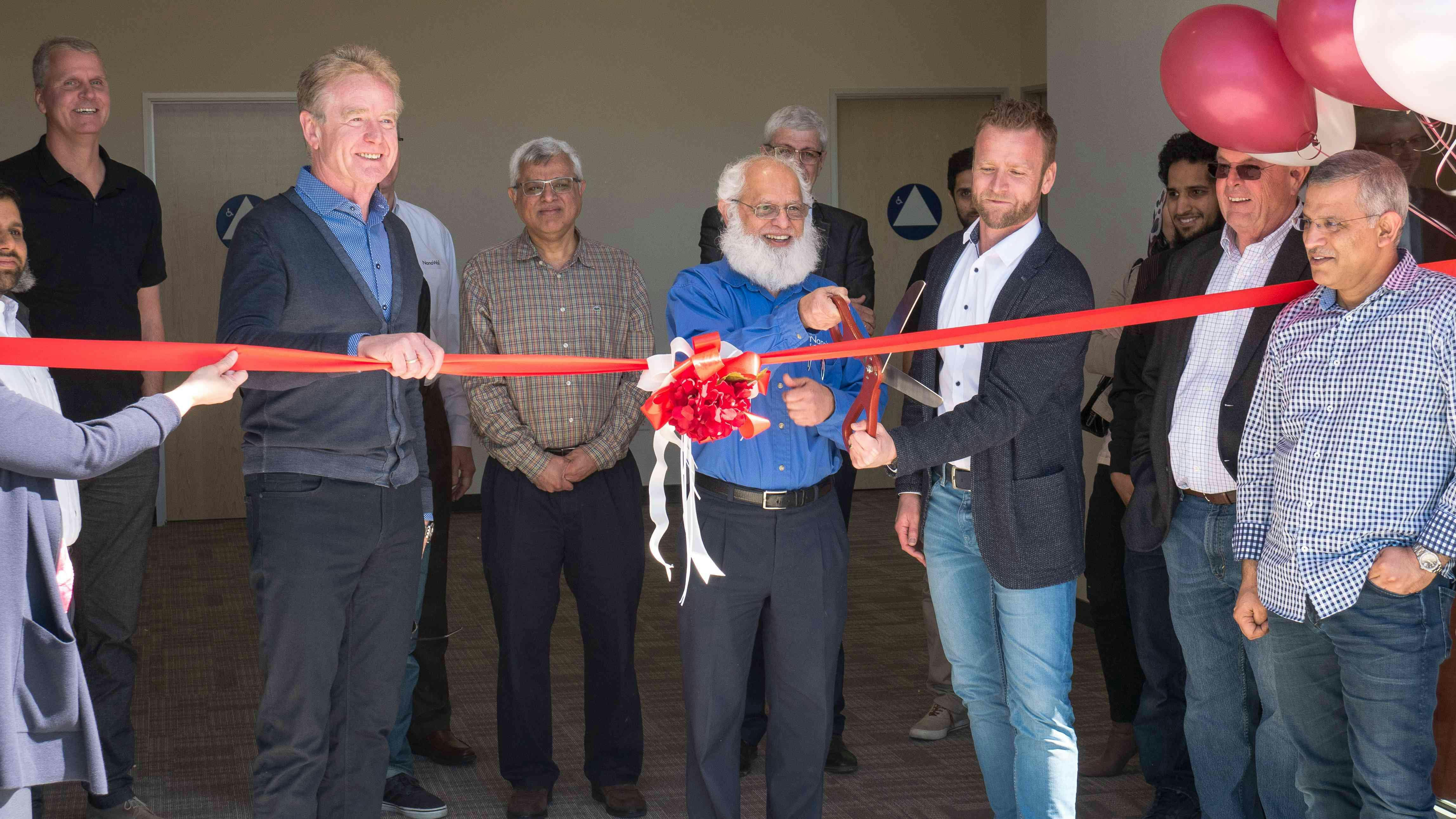 NanaWall-Systems-CEO-Ebrahim-Nana-cutting-the-ribbon