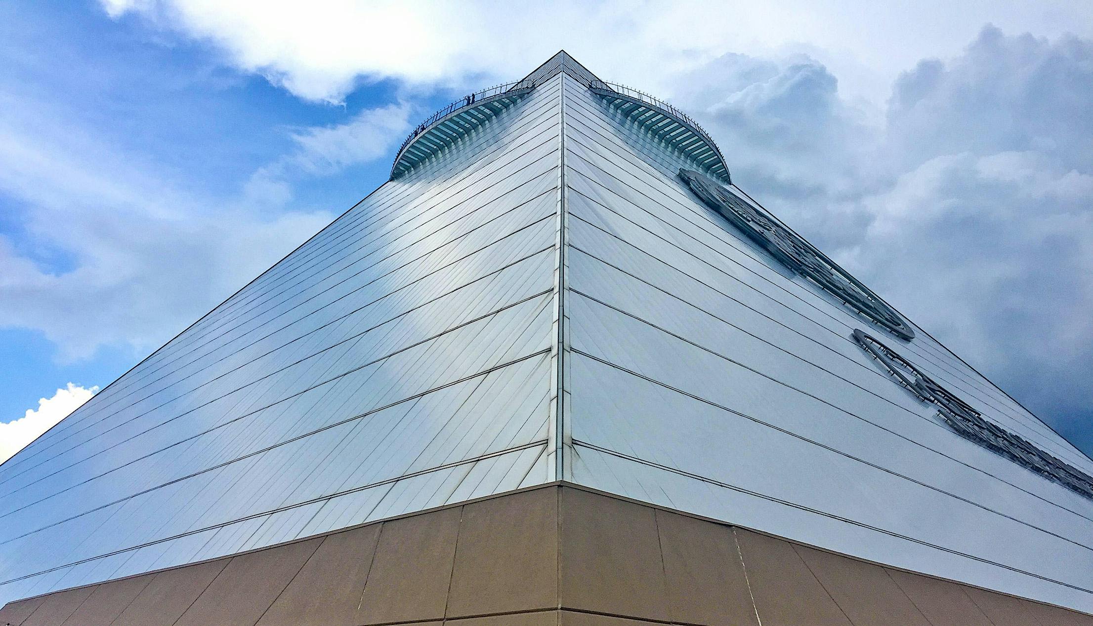 view--of-Memphis-Pyramid-observation-decks-from-below
