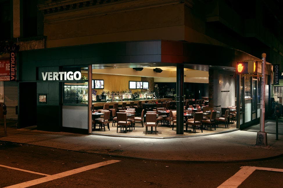 Glass-entry-doors-at-the-Vertigo-restaurant.