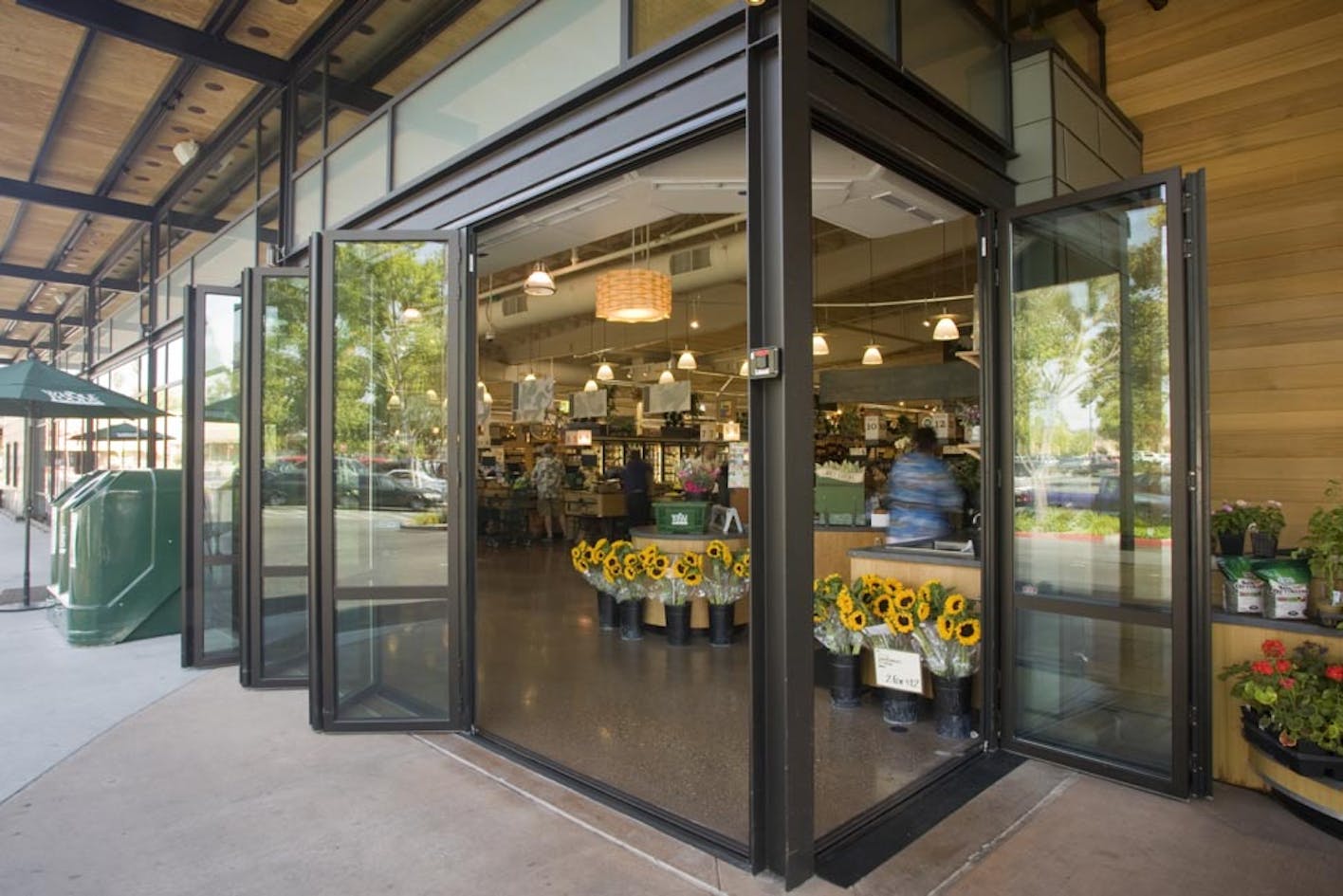 Operable-commercial-glass-entry-doors-at-Whole-Foods