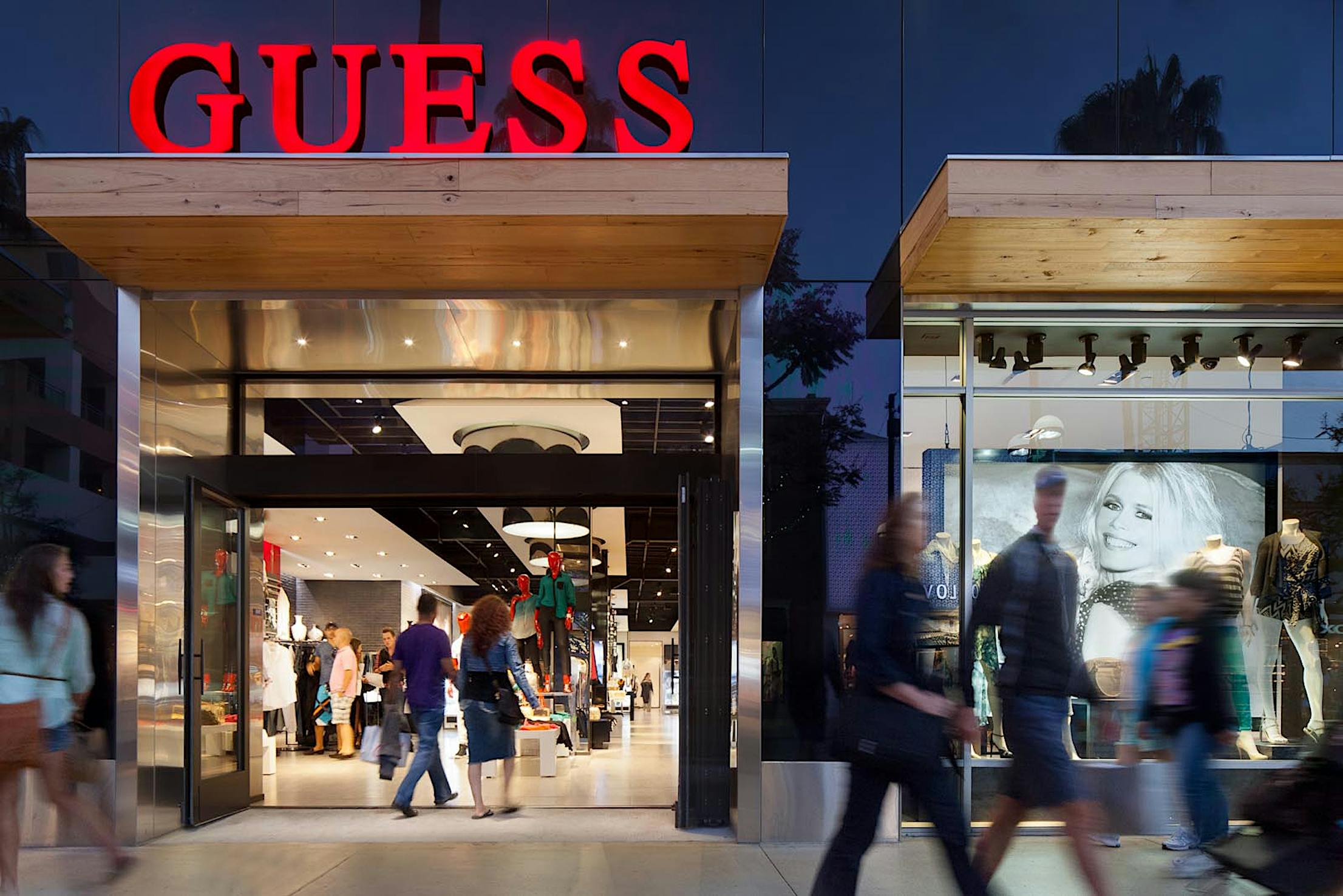 NanaWall SL70 opening glass wall systems in GUESS