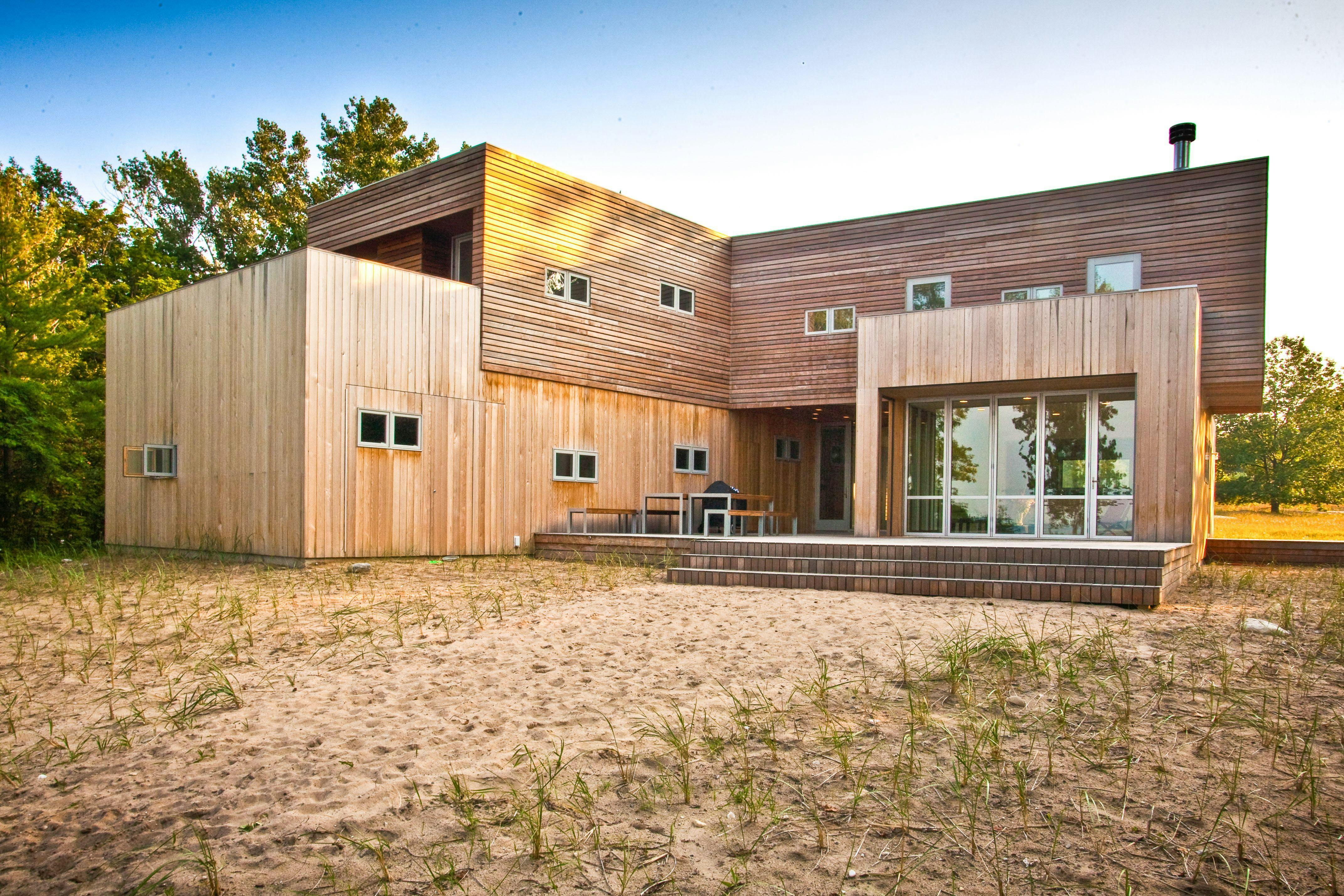 LEED-Gold-house-in-Michigan