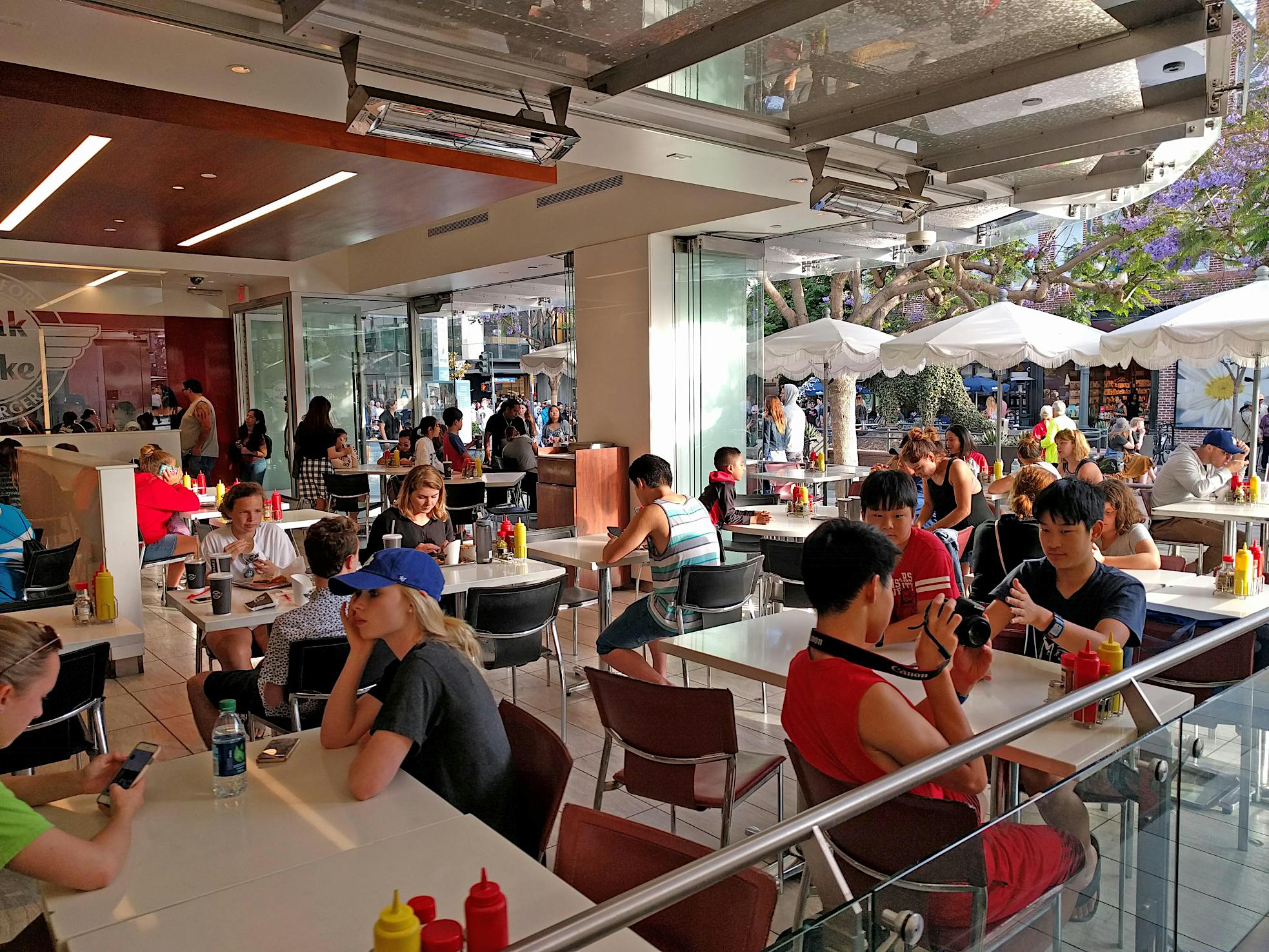 Opening glass walls for Commercial spaces