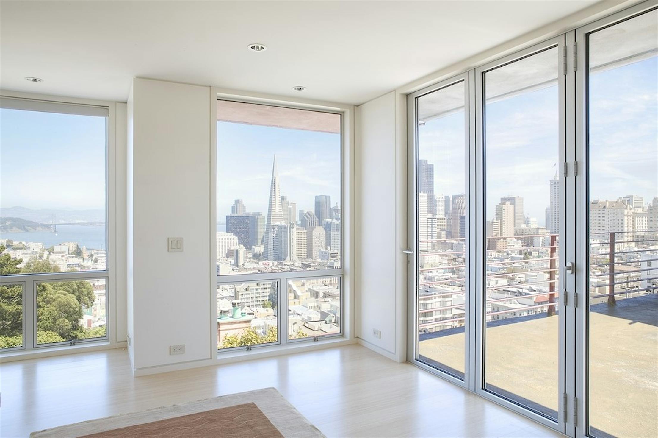 how to live in small space